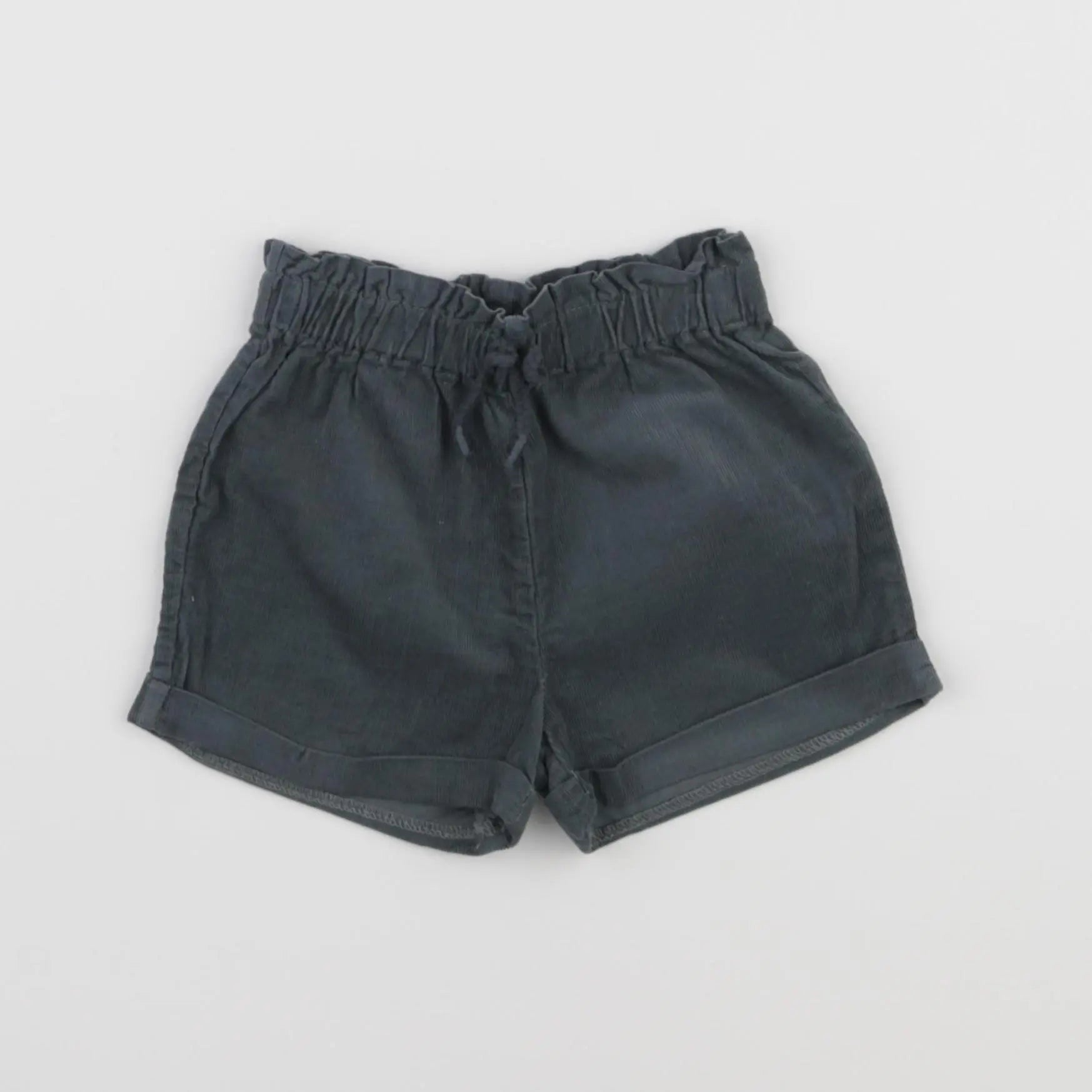 Vertbaudet - short vert - 2 ans