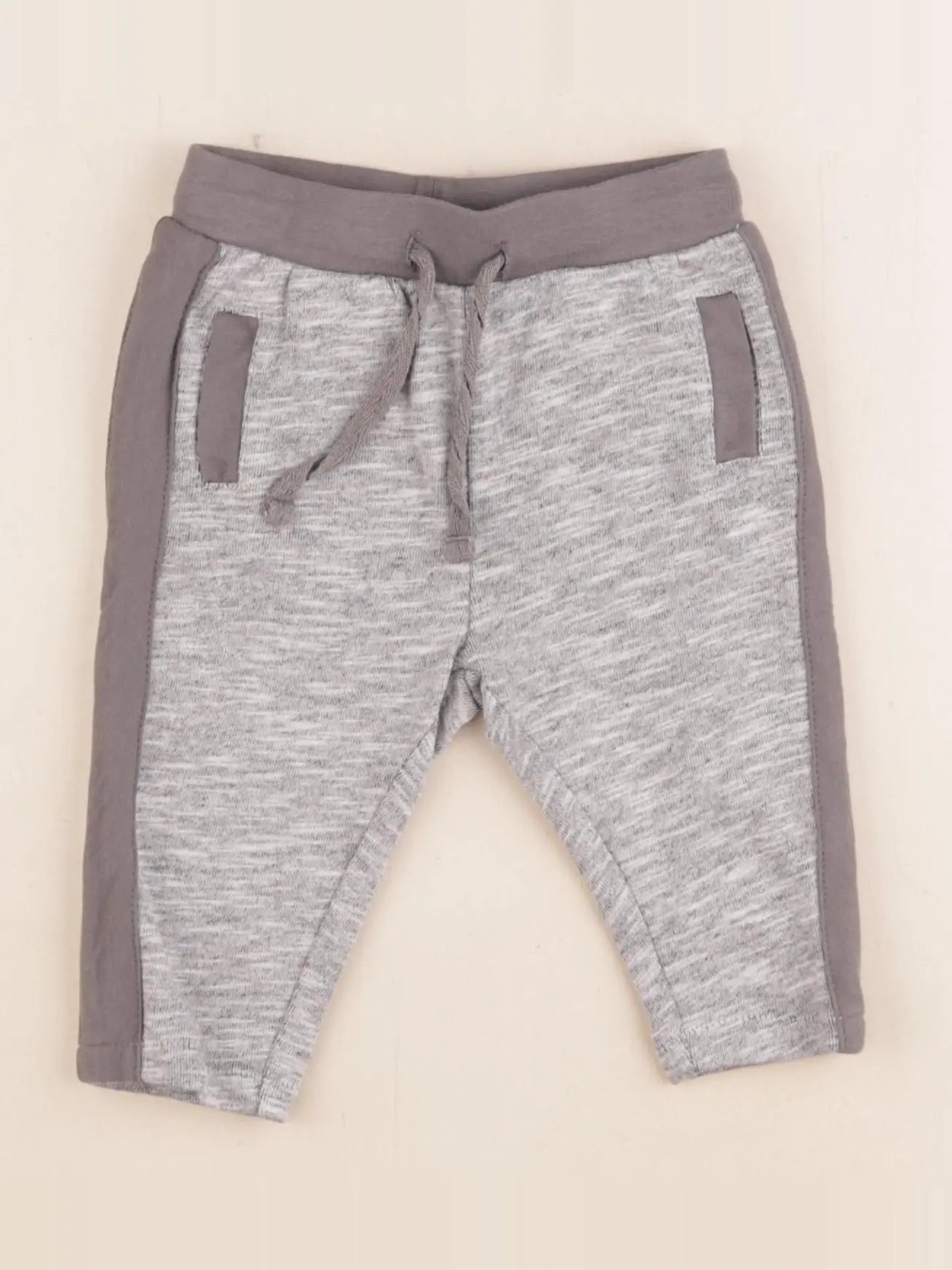 Vertbaudet - pantalon gris - 6 mois