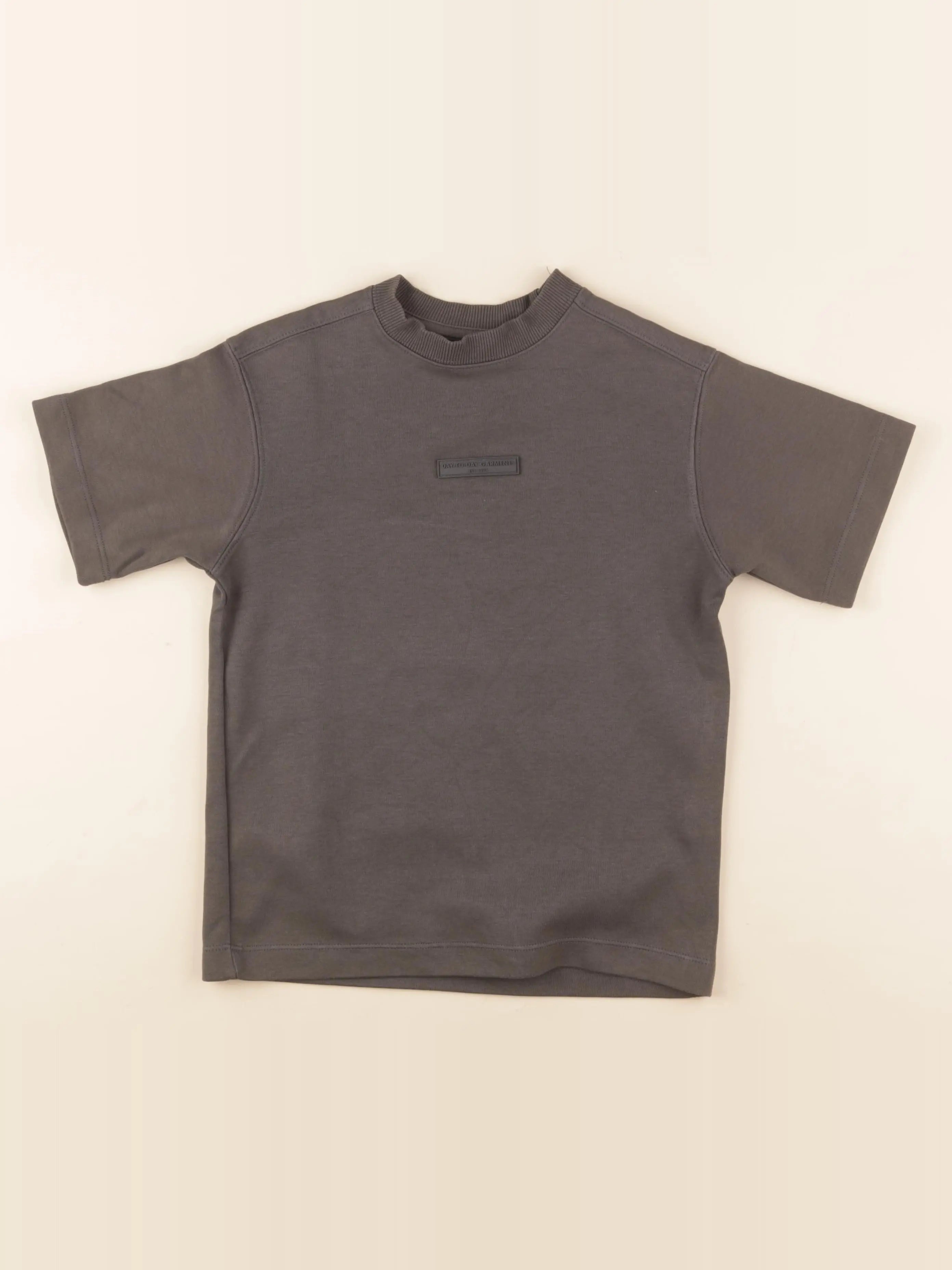 Zara - tee-shirt imprimé au dos marron - 7 ans