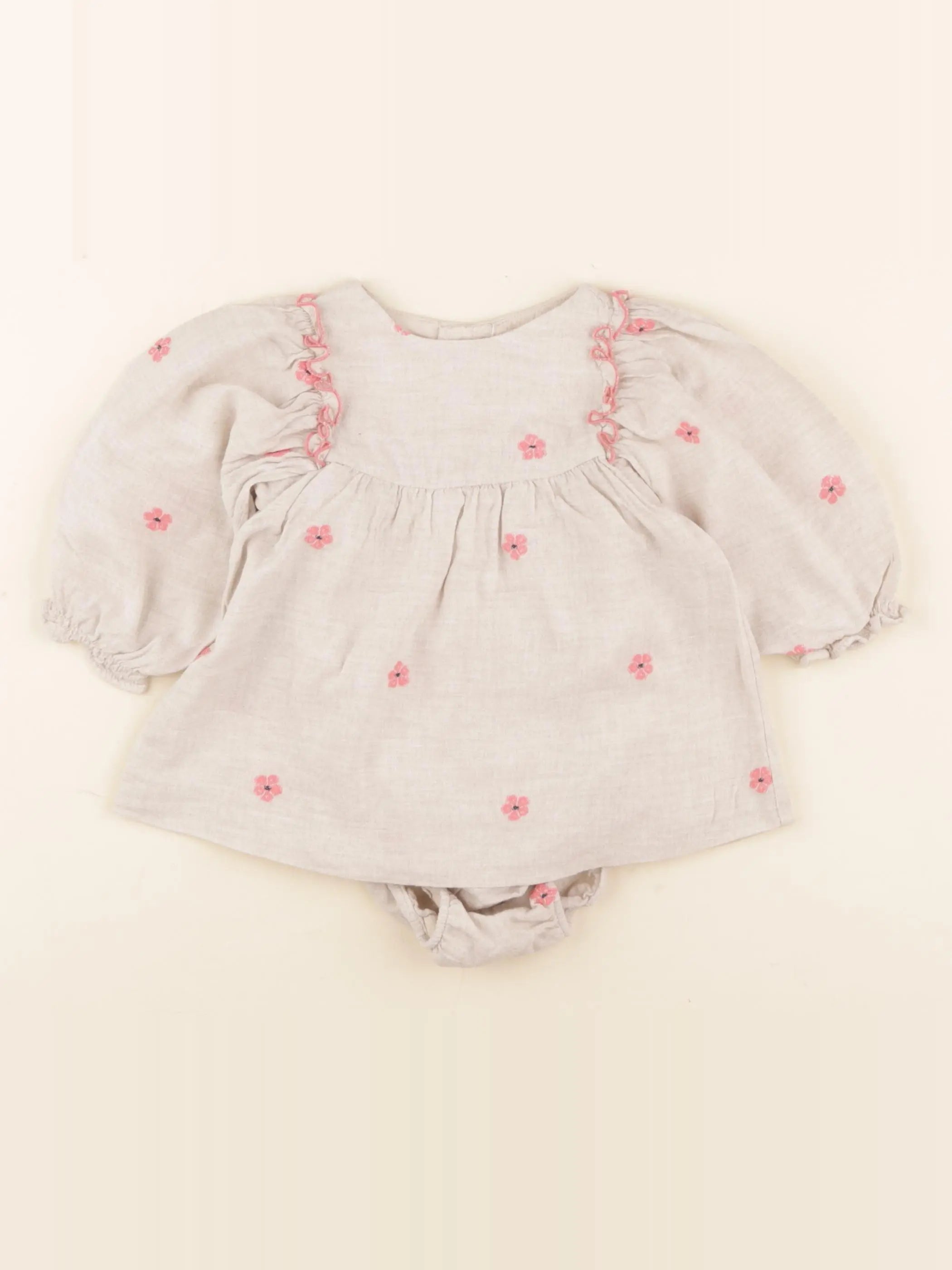 Zara - robe beige - 3/6 mois