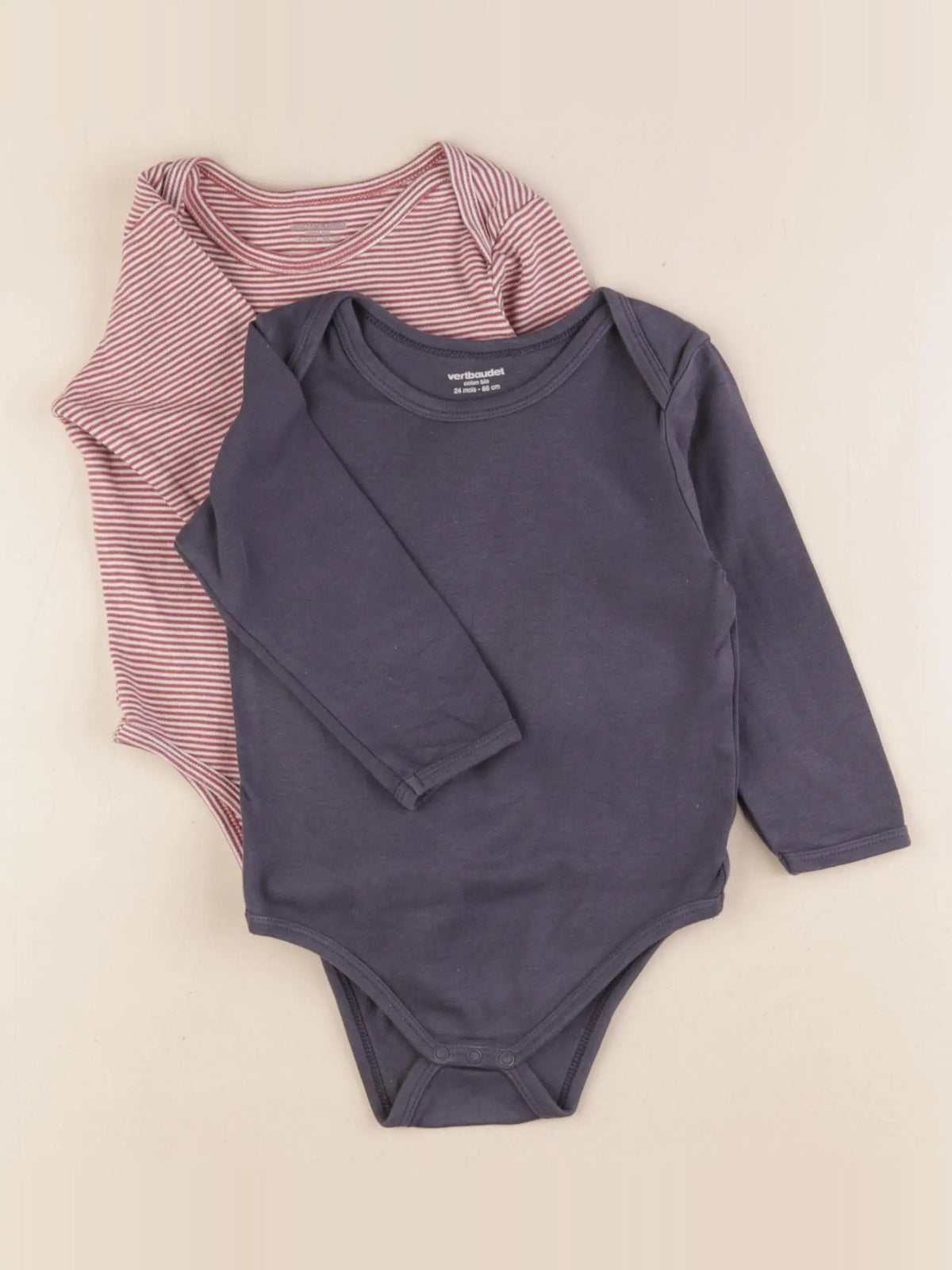 Vertbaudet - lot de 2 bodies en coton gris, rouge - 24 mois
