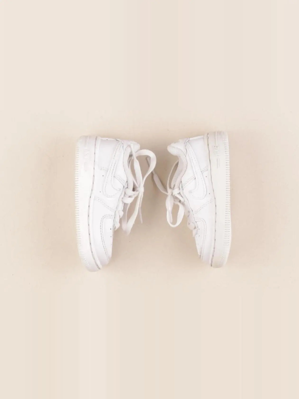 Nike - baskets blanc - pointure 21