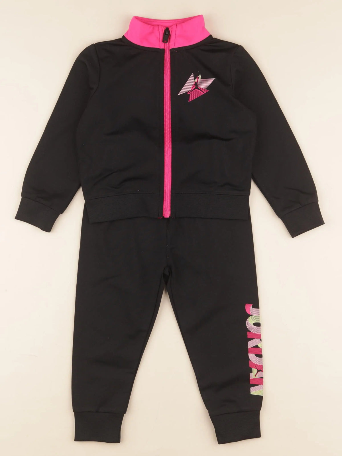 Nike - ensemble noir - 2 ans