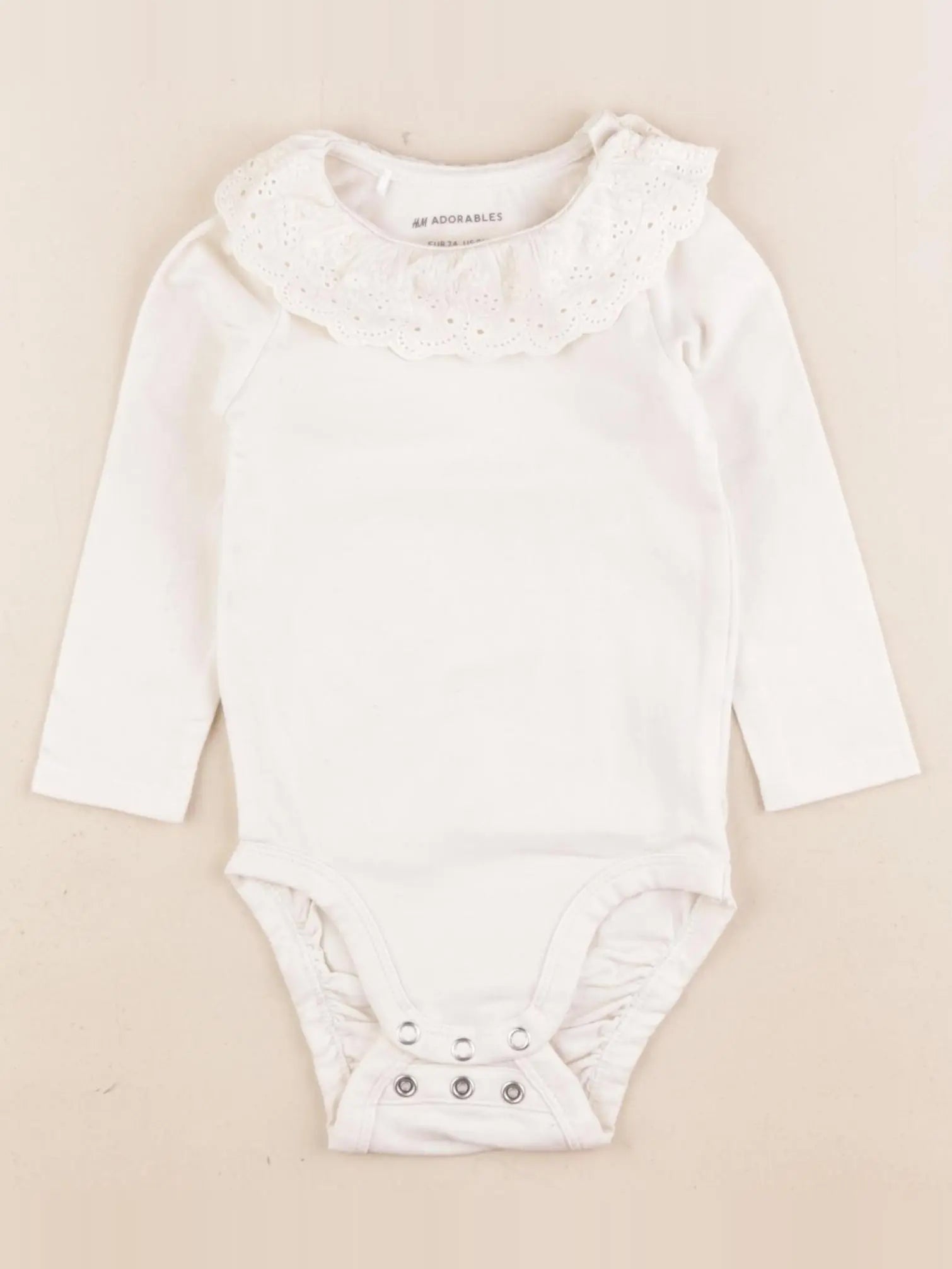H&M - body à col beige - 6/9 mois