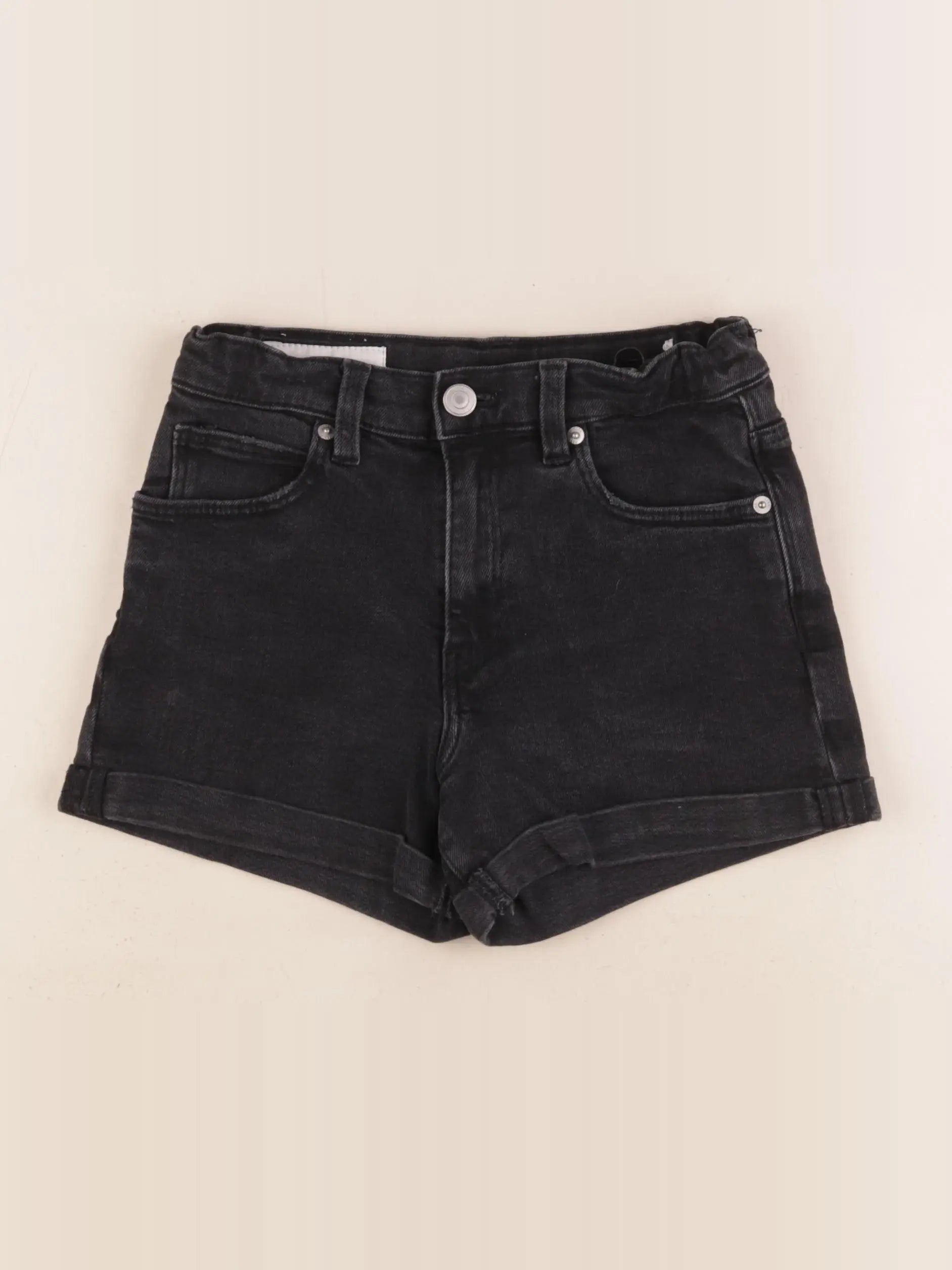Zara - short noir - 9/10 ans