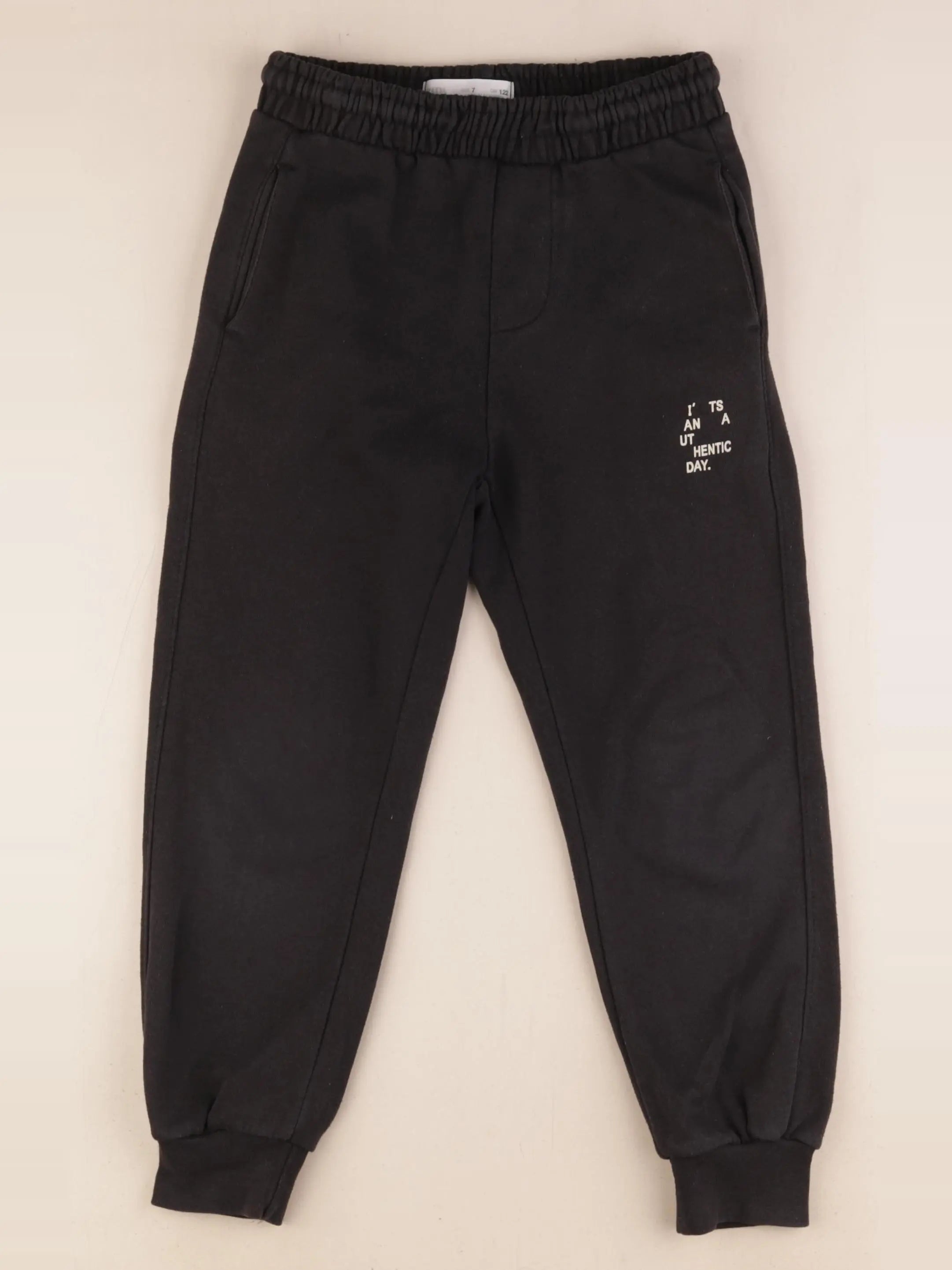 Zara - jogging noir - 7 ans