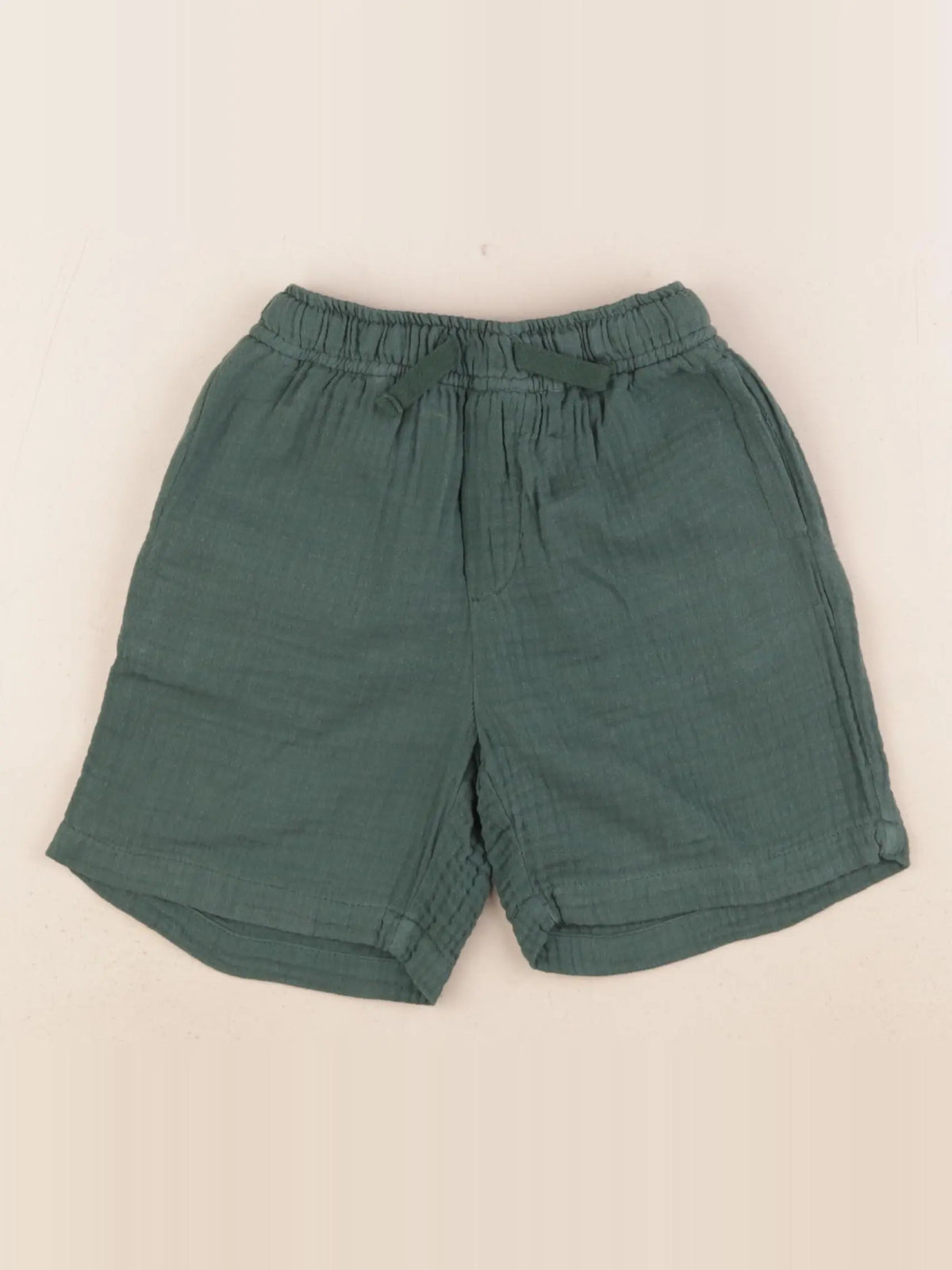Vertbaudet - short vert - 5 ans