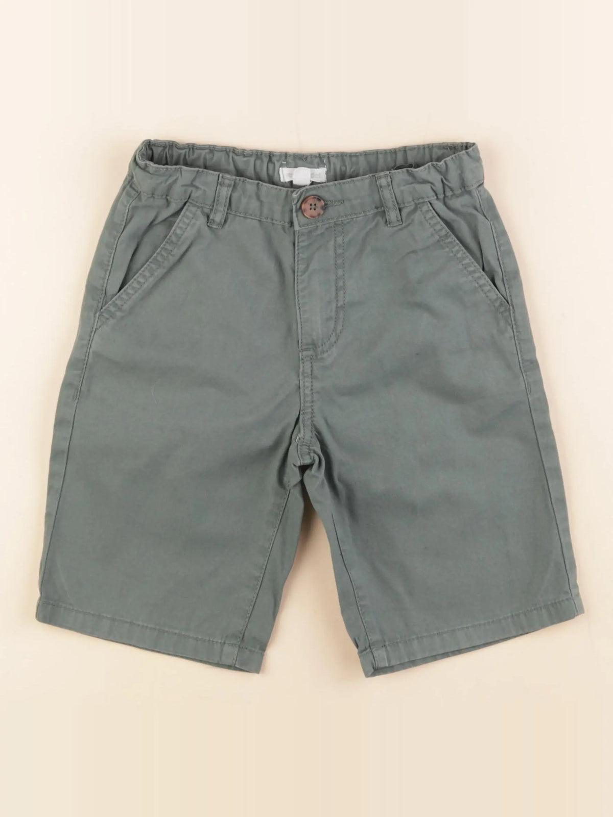 Vertbaudet - short vert - 6 ans