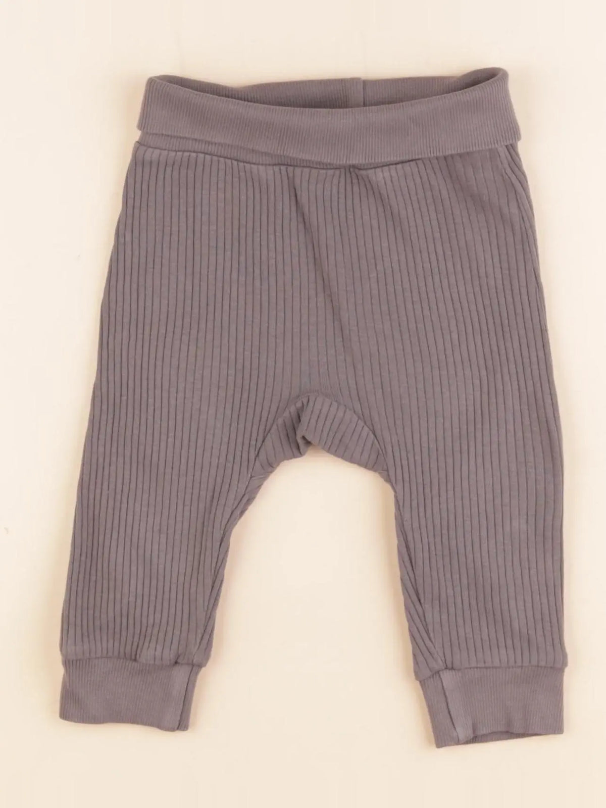 H&M - legging gris - 4/6 mois