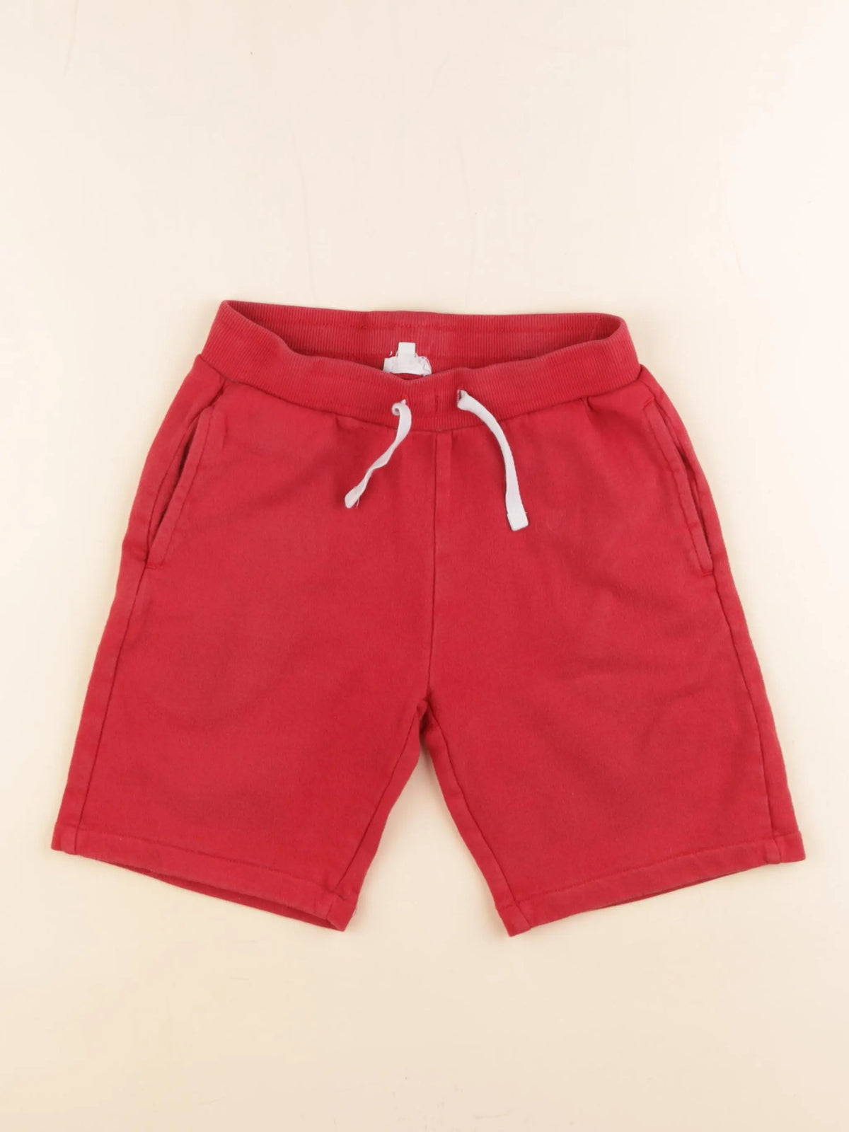 Vertbaudet - short rouge - 10 ans