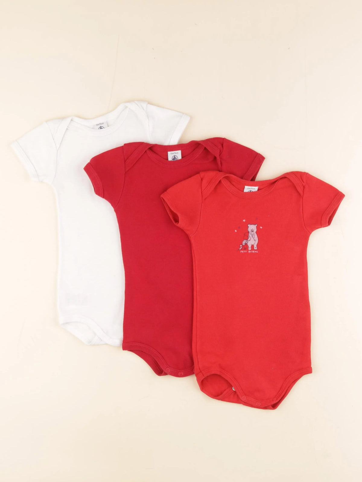 Petit Bateau - lot de 3 bodies en coton rouge - 12 mois
