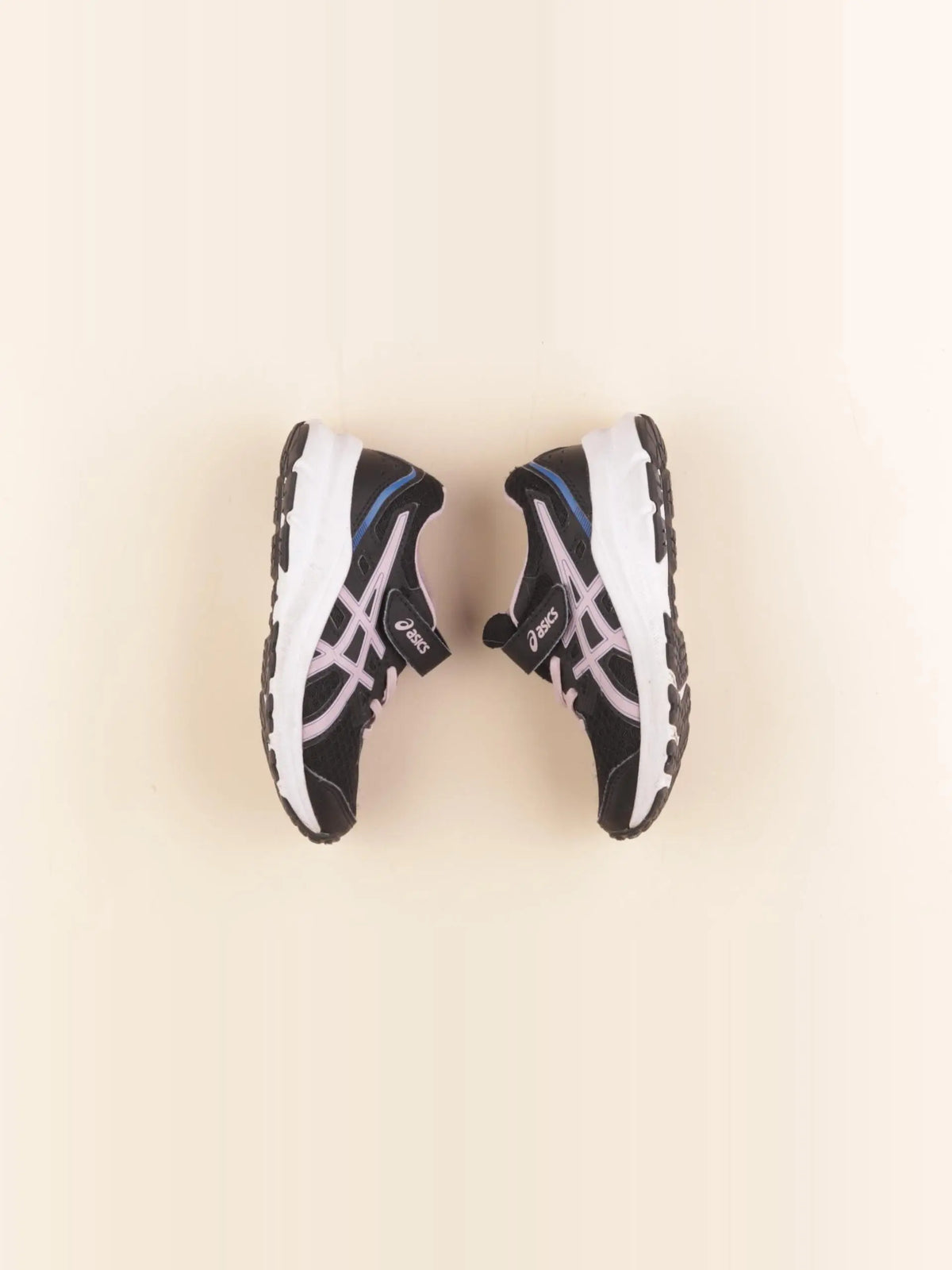 ASICS - baskets noir - pointure 30