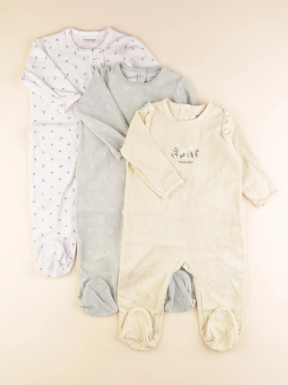 Vertbaudet - lot de 3 pyjamas velours vert, jaune - 18 mois