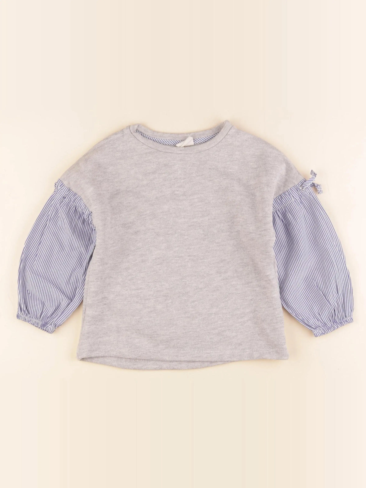 Zara - sweat gris - 5 ans