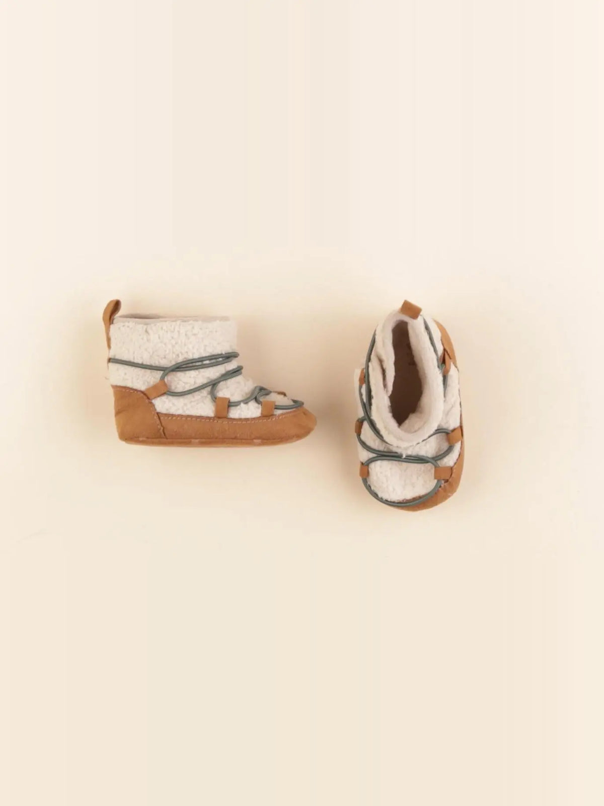 Tape à l'oeil - chaussons beige - pointure 17