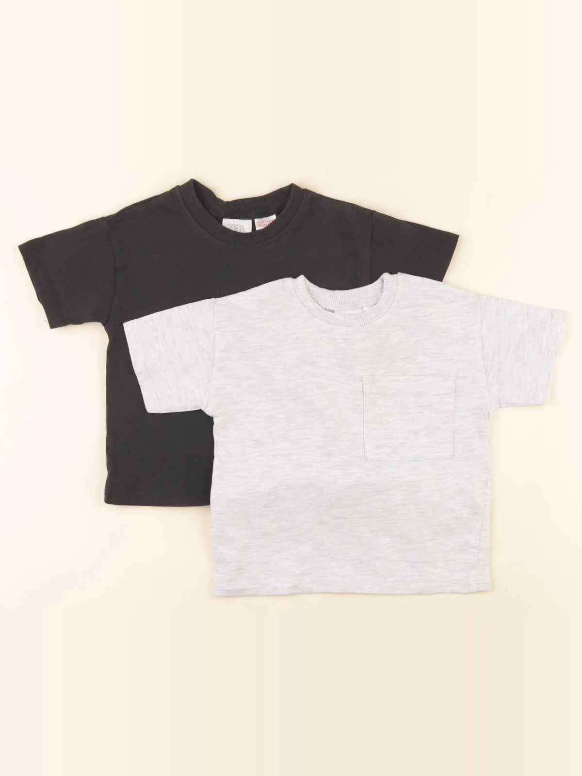 Zara - lot de 2 tee-shirts gris, noir - 9/12 mois
