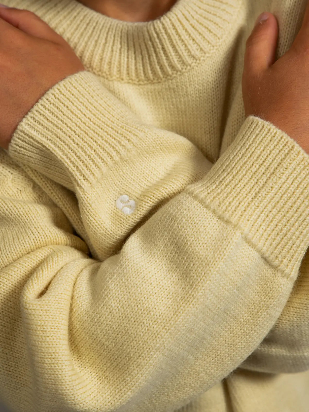 Le pull 100% laine Jaune beurre