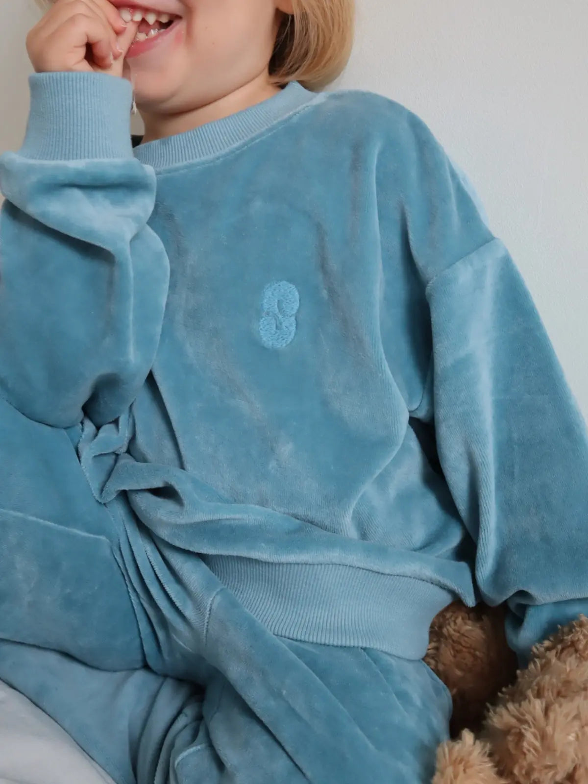 Le pyjama velours Bleu nuage