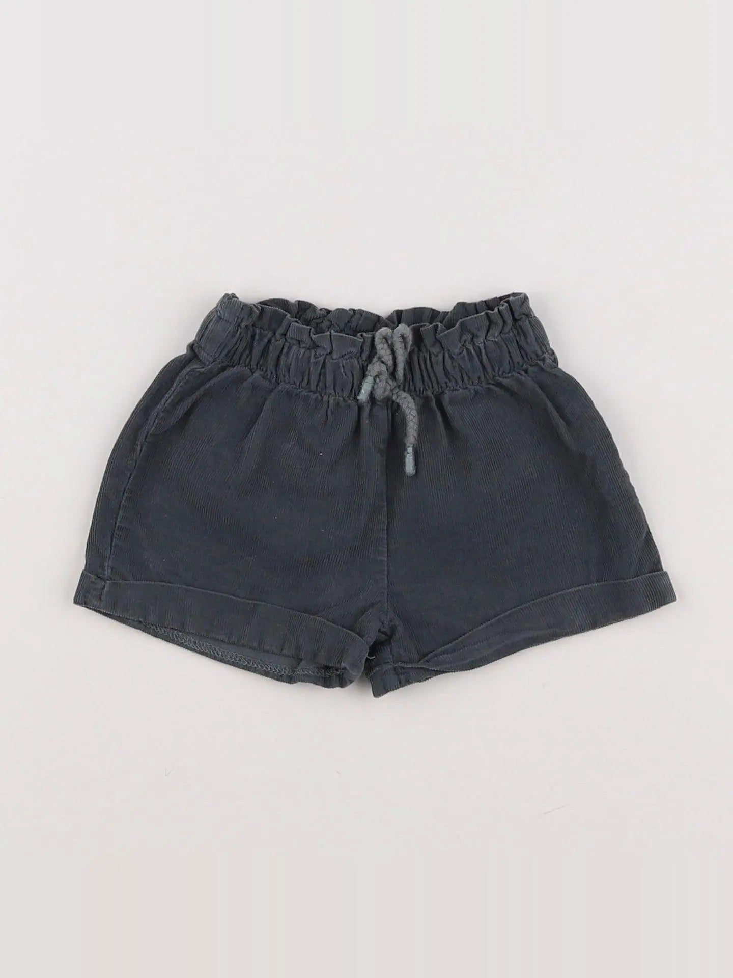 Vertbaudet - short vert - 6 mois