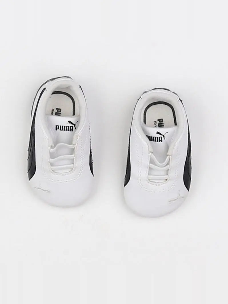 Puma - chaussons blanc - pointure 17