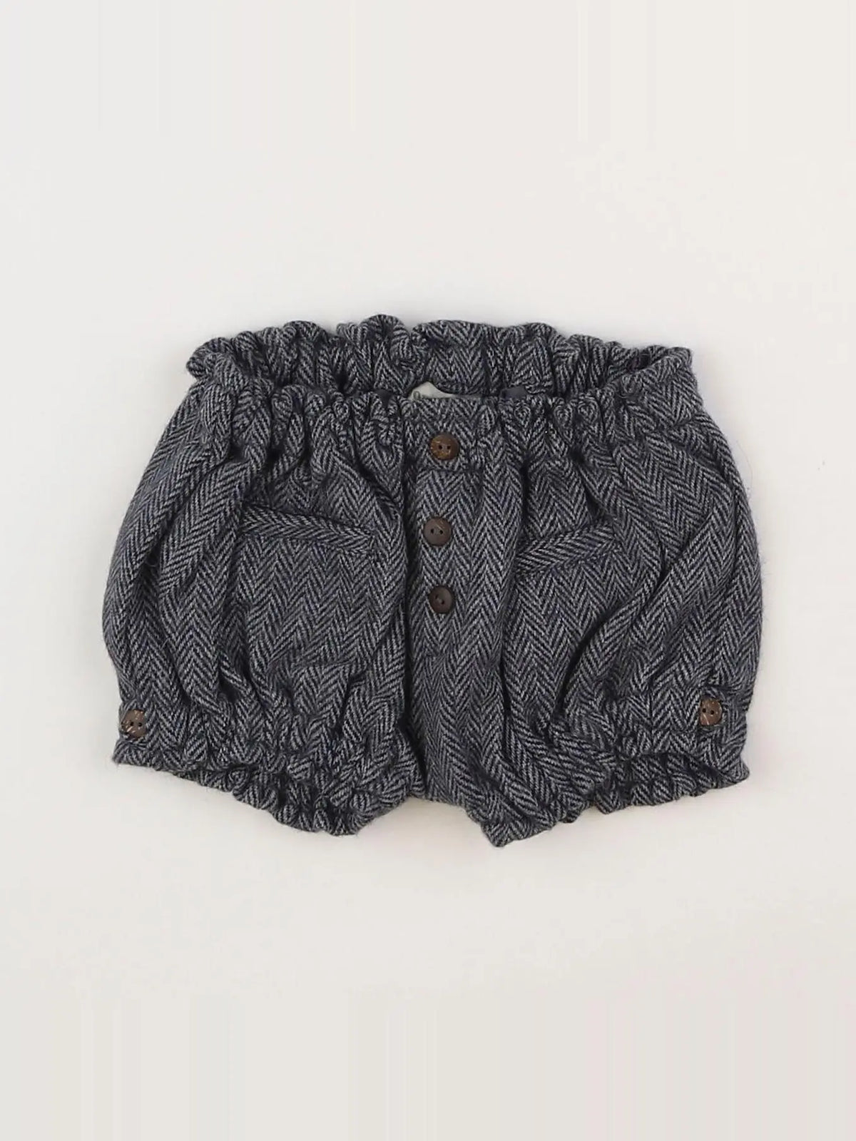 Bonnet à Pompon - short gris - 6 mois