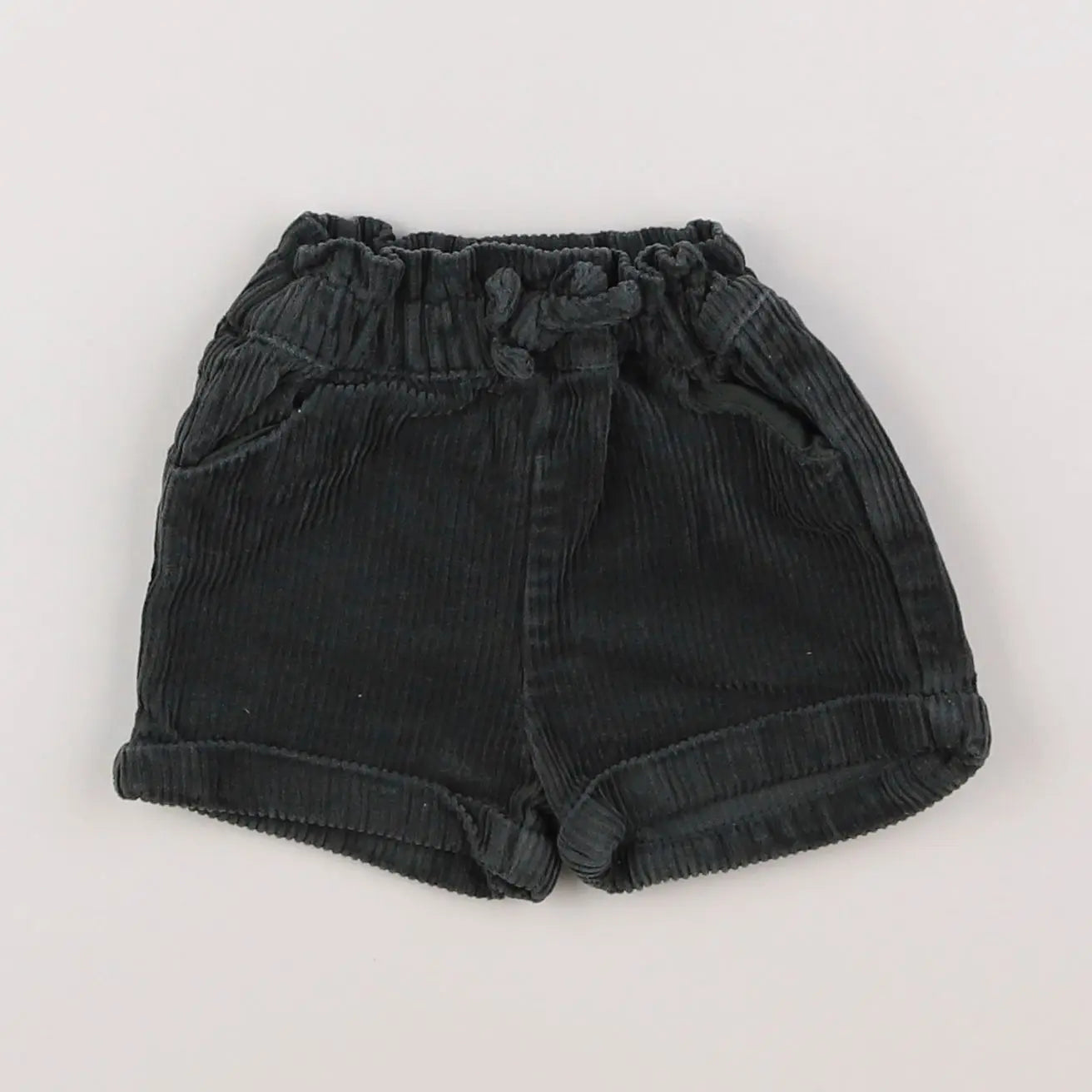 Vertbaudet - short vert - 3 mois