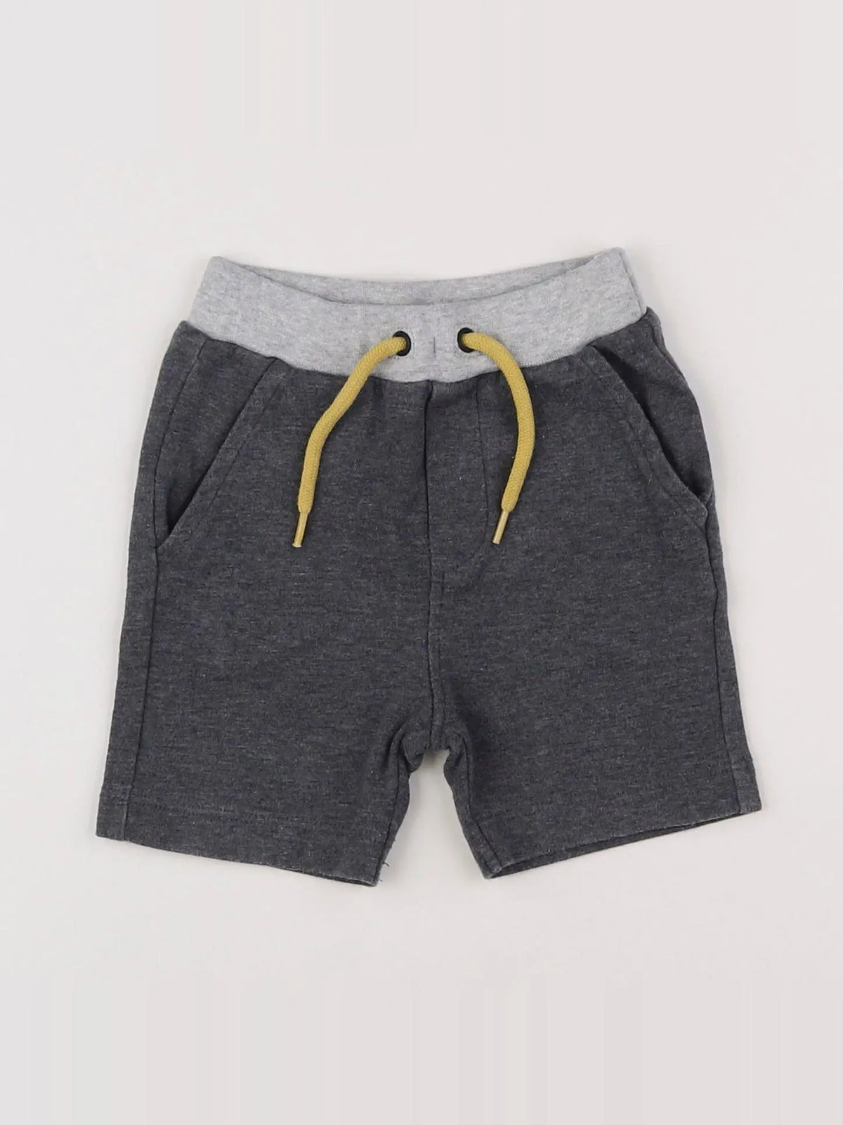 IKKS - short gris - 12 mois