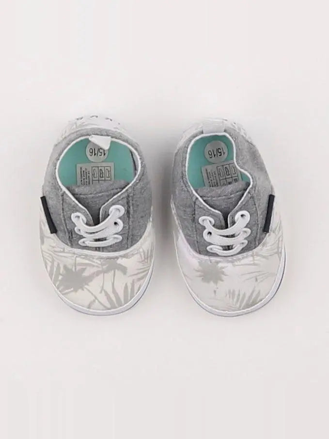 IKKS - chaussons gris - pointure 15/16