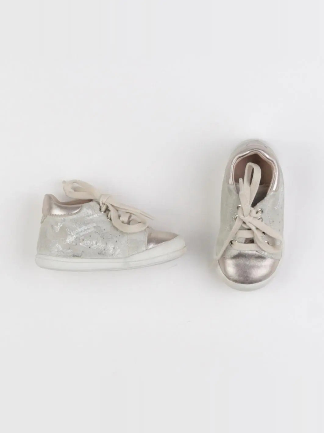 Babybotte - baskets or - pointure 19