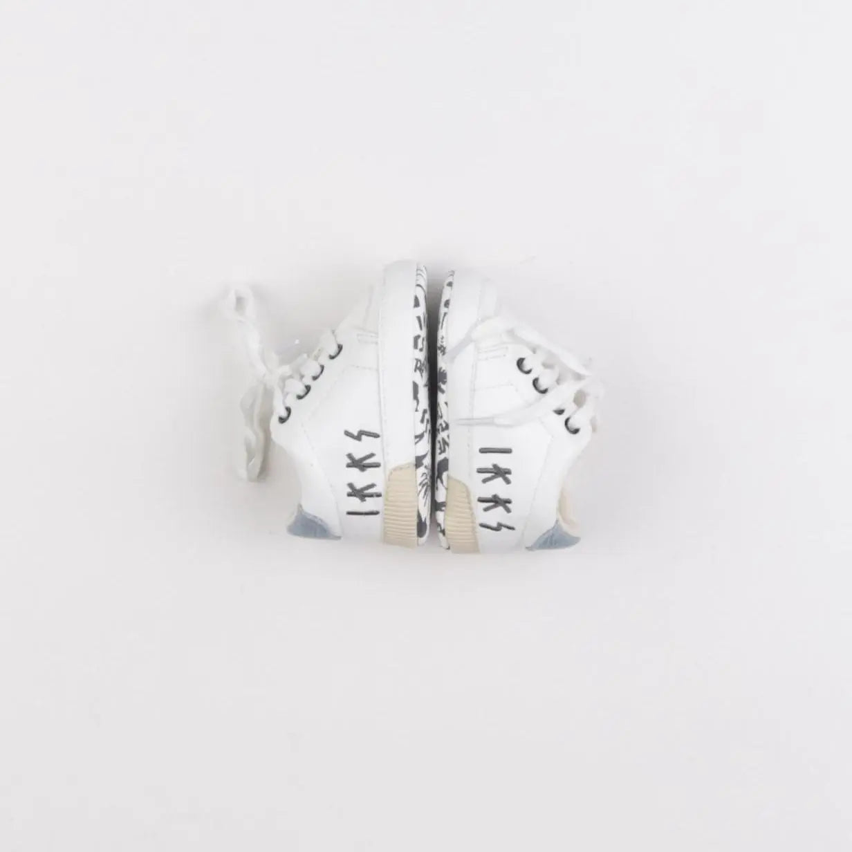 IKKS - chaussons blanc - pointure 17/18