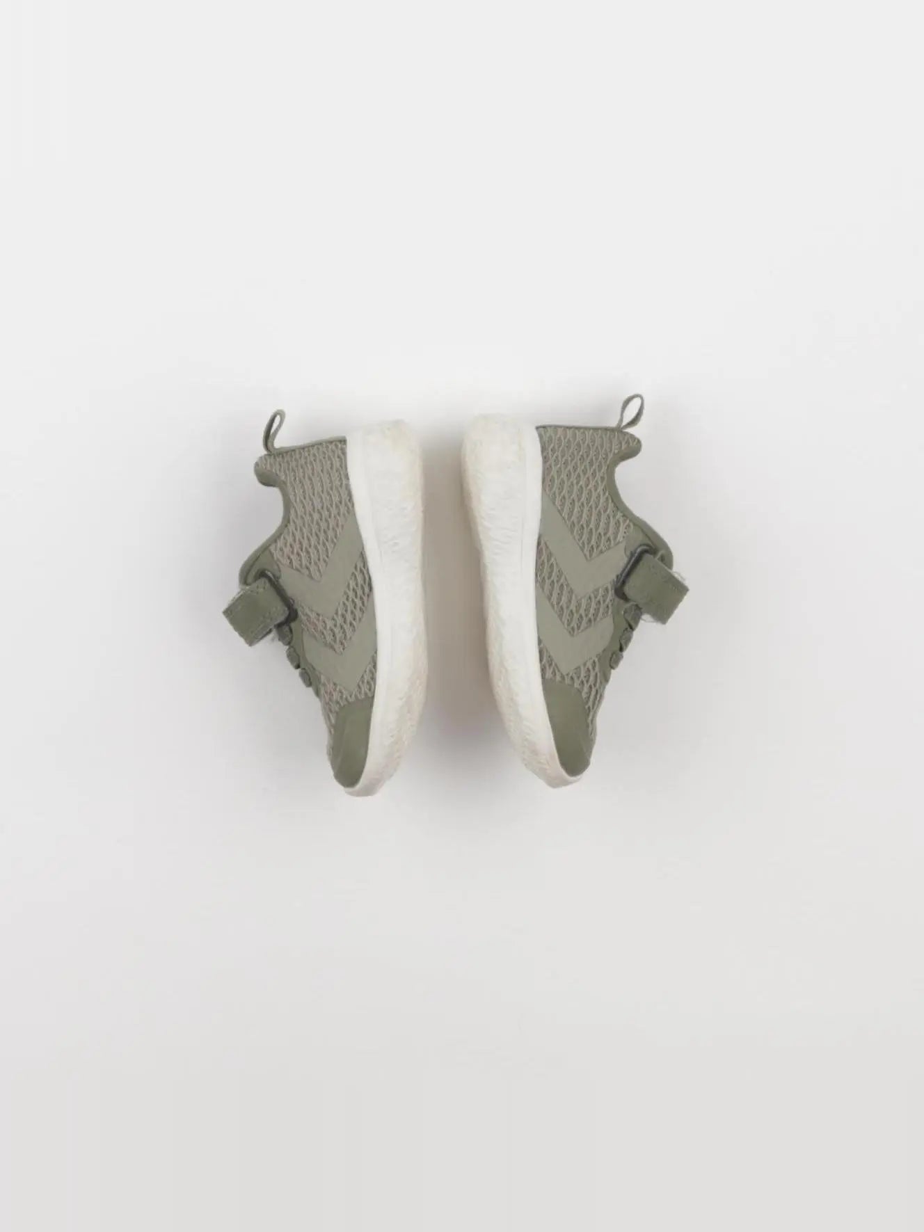 Hummel - tennis à scratch/ lacets vert - pointure 19