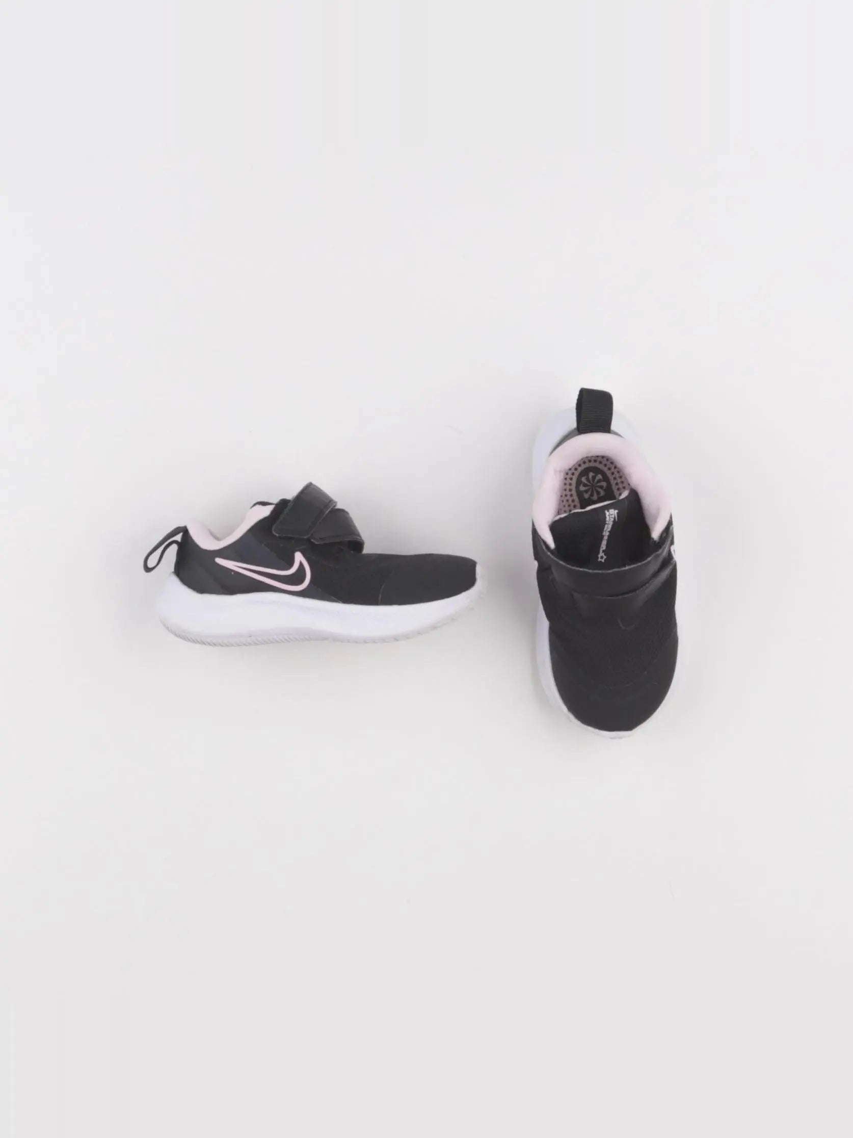 Nike - baskets noir - pointure 22