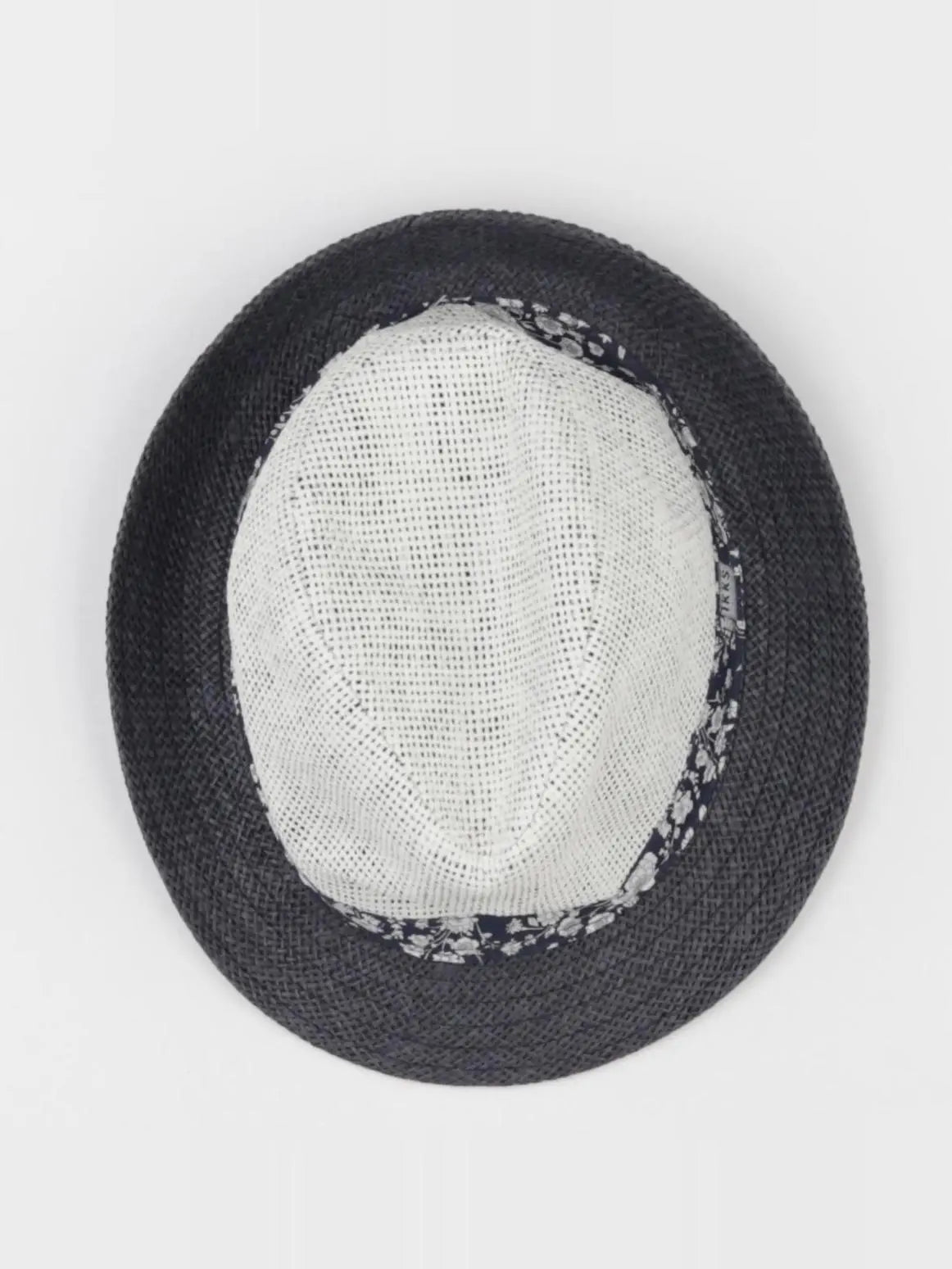 IKKS - chapeau bleu - 8/10 ans