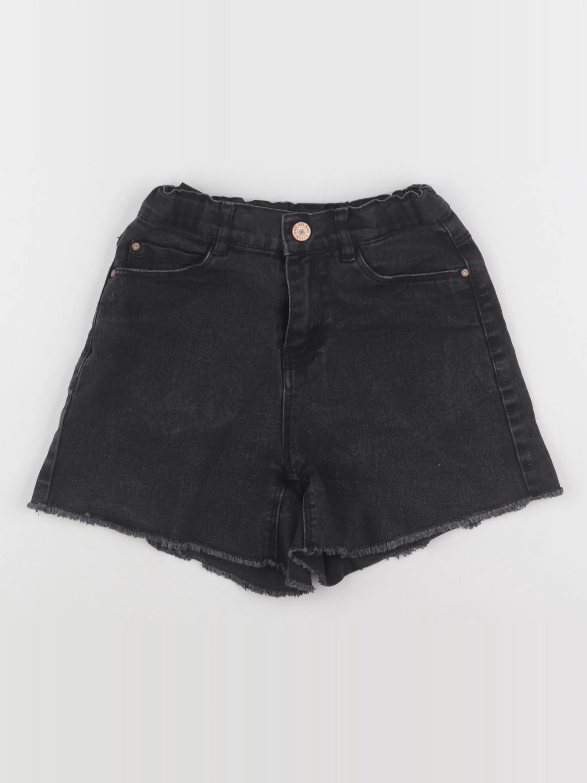 Name it - short noir - 11 ans