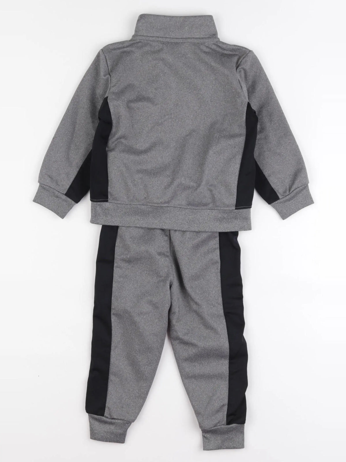 Nike - ensemble gris - 18 mois