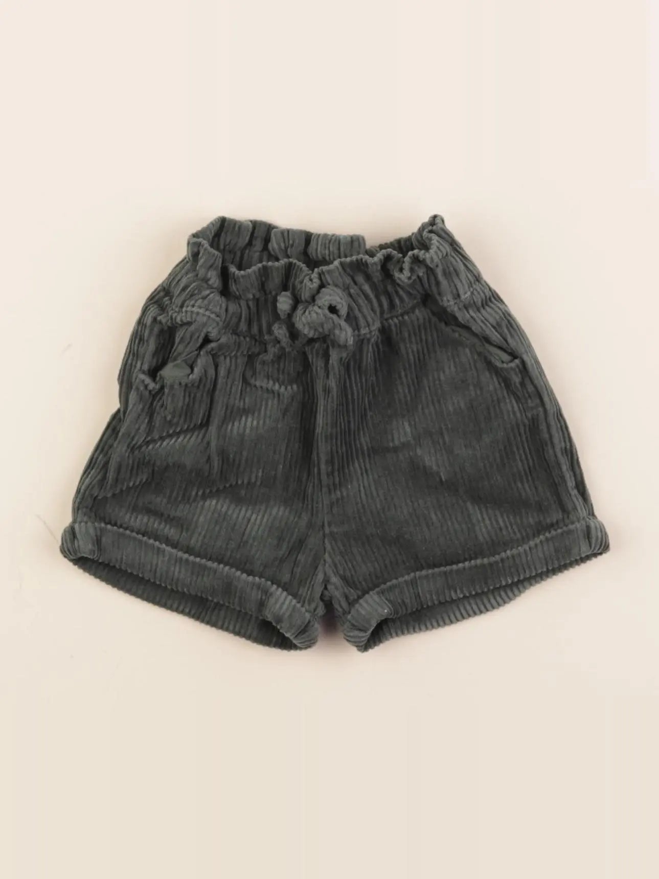 Vertbaudet - short vert - 3 mois