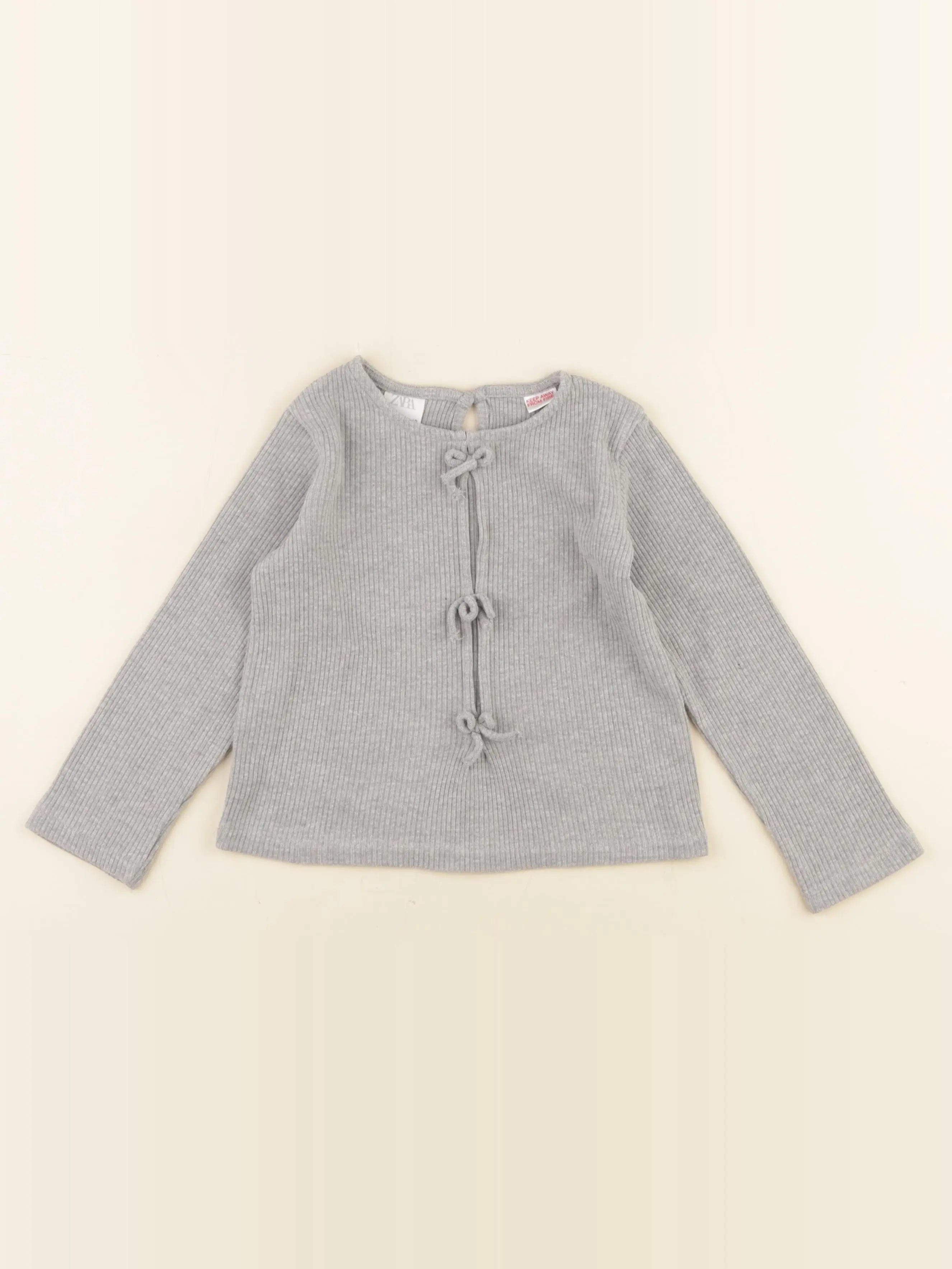 Zara - tee-shirt gris - 5 ans