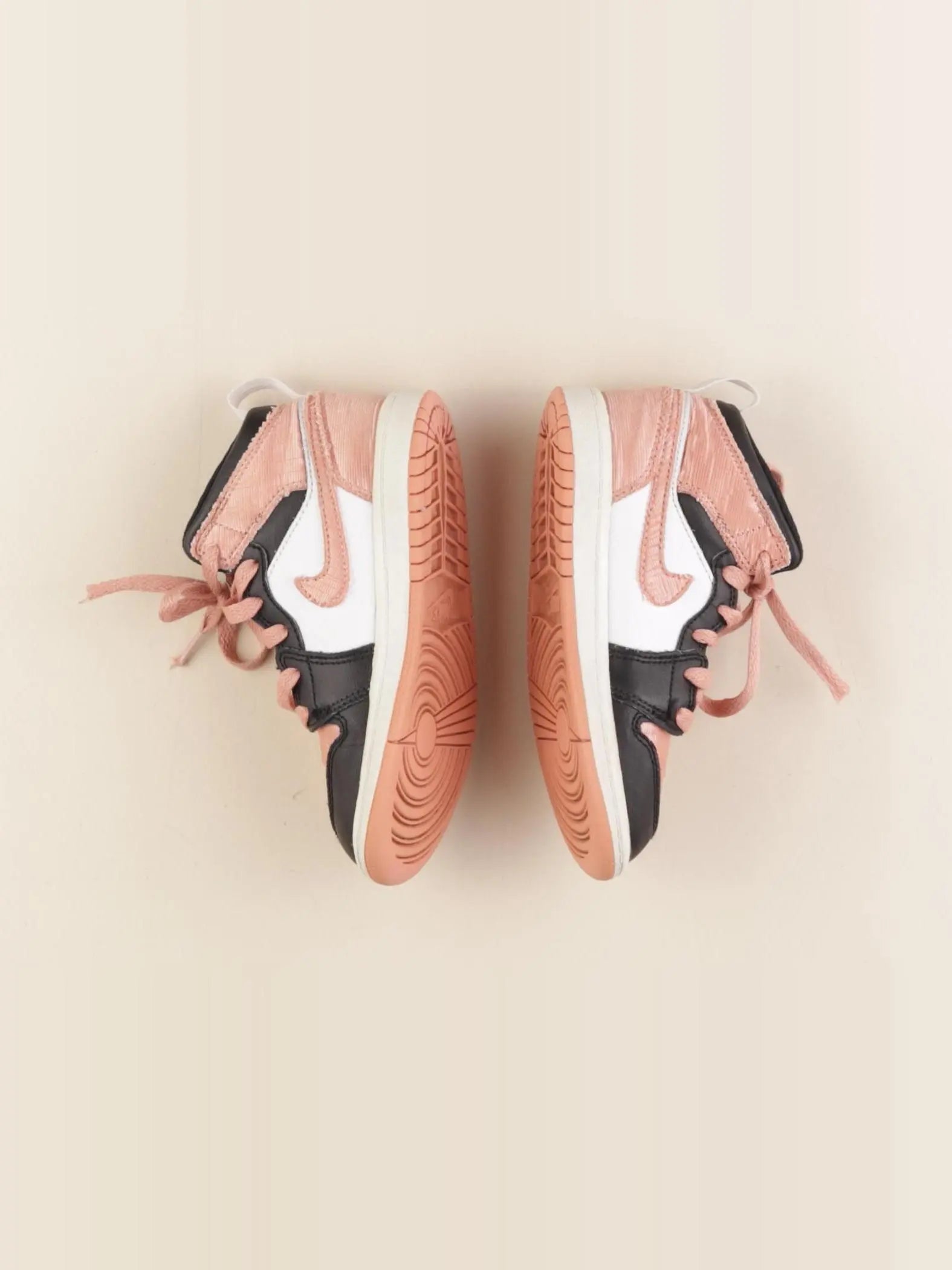 Nike - baskets rose, noir - pointure 29/30