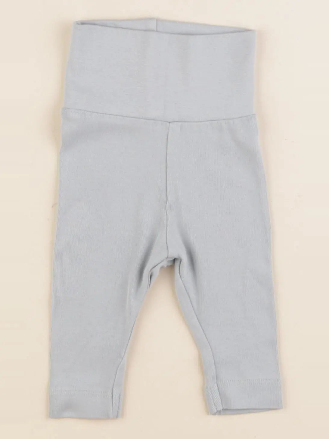H&M - legging vert - 1/2 mois