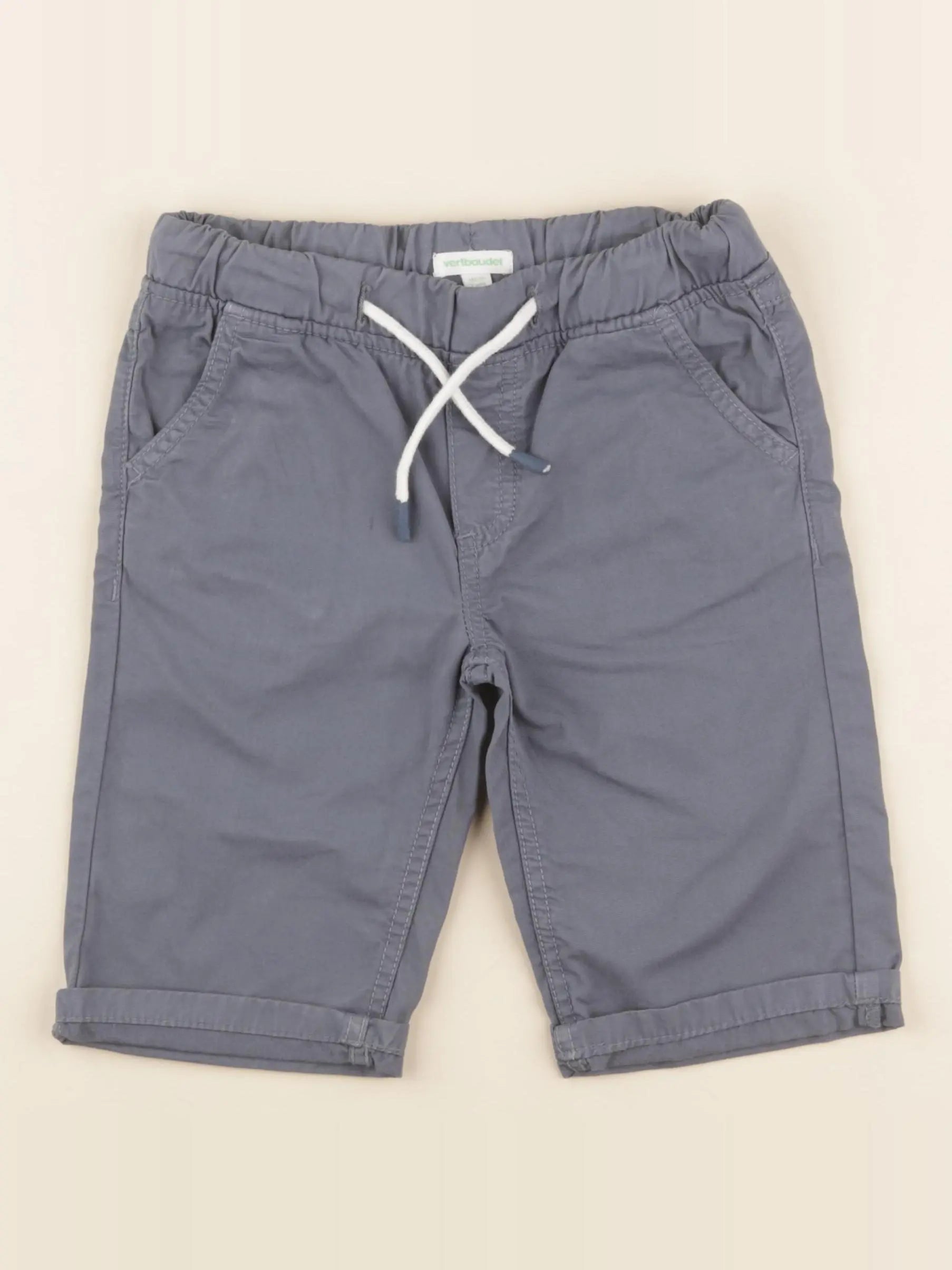Vertbaudet - short gris - 7 ans