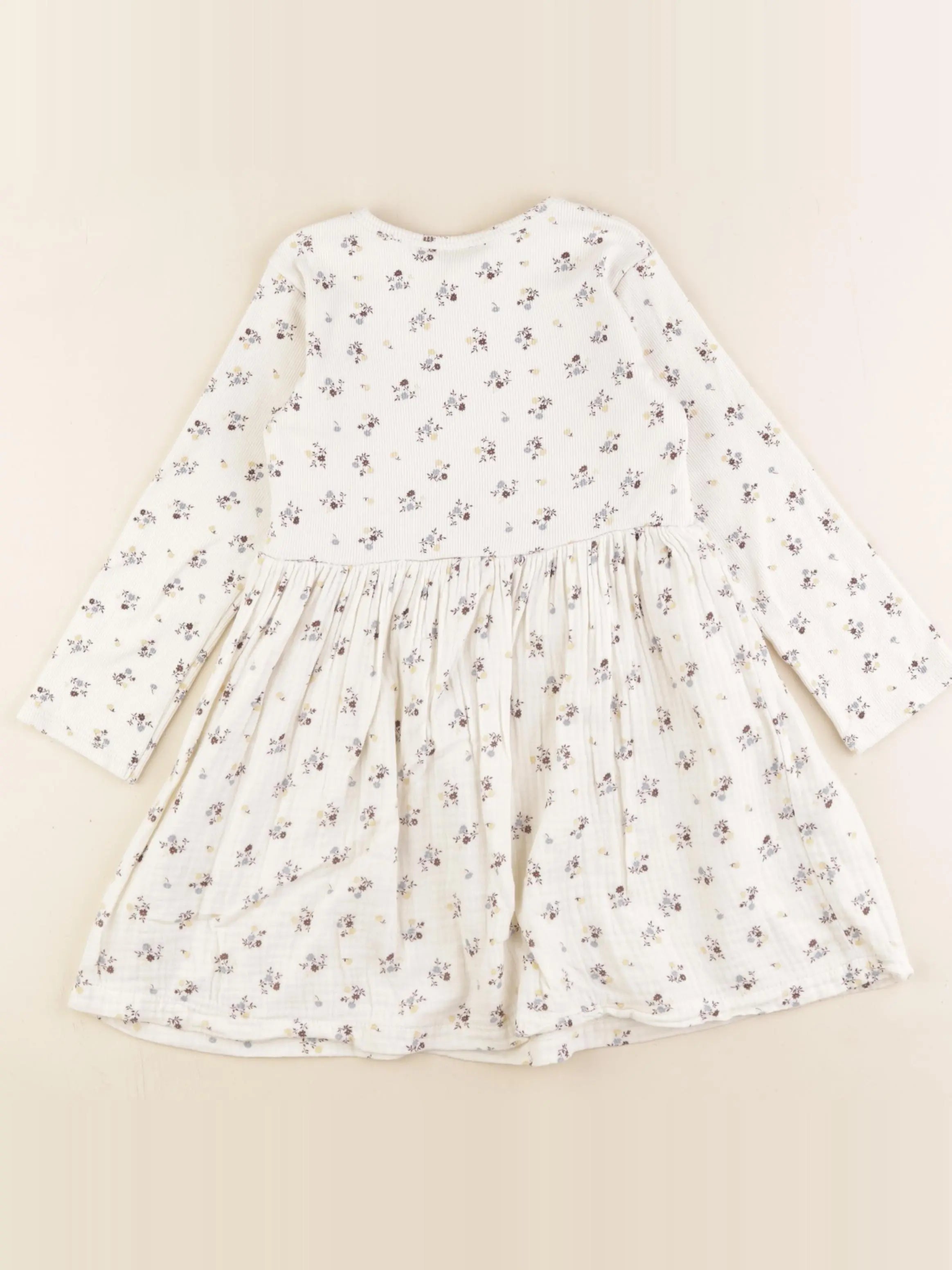 Zara - robe beige - 5 ans