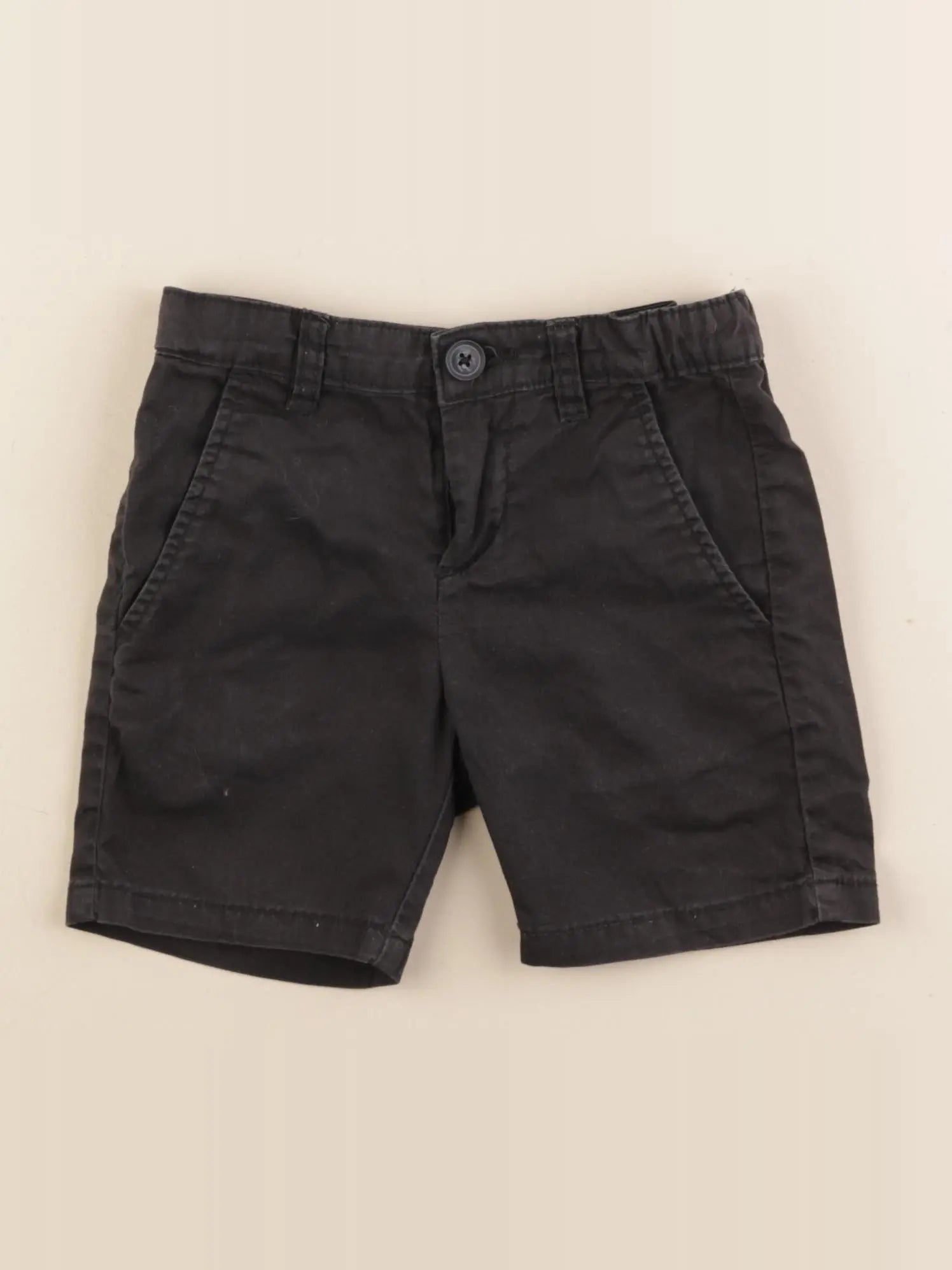 H&M - short noir - 18/24 mois