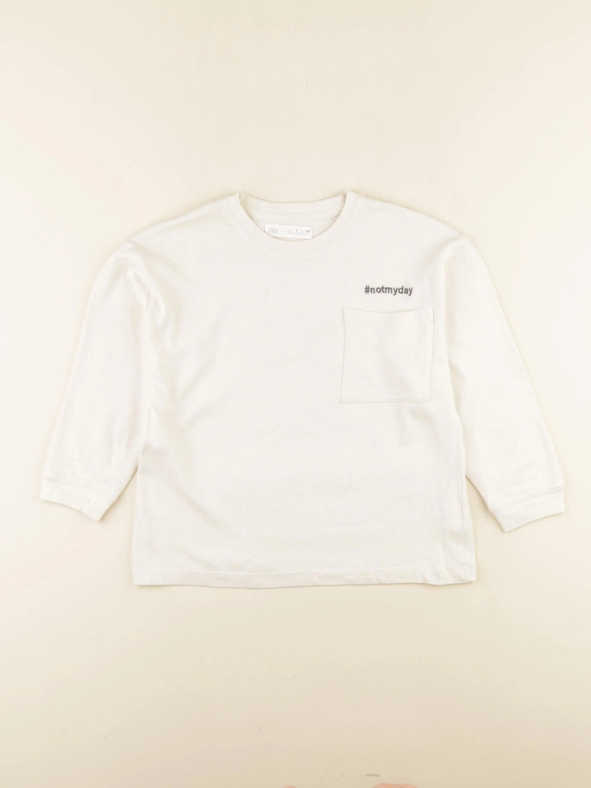 Zara - tee-shirt beige - 7 ans