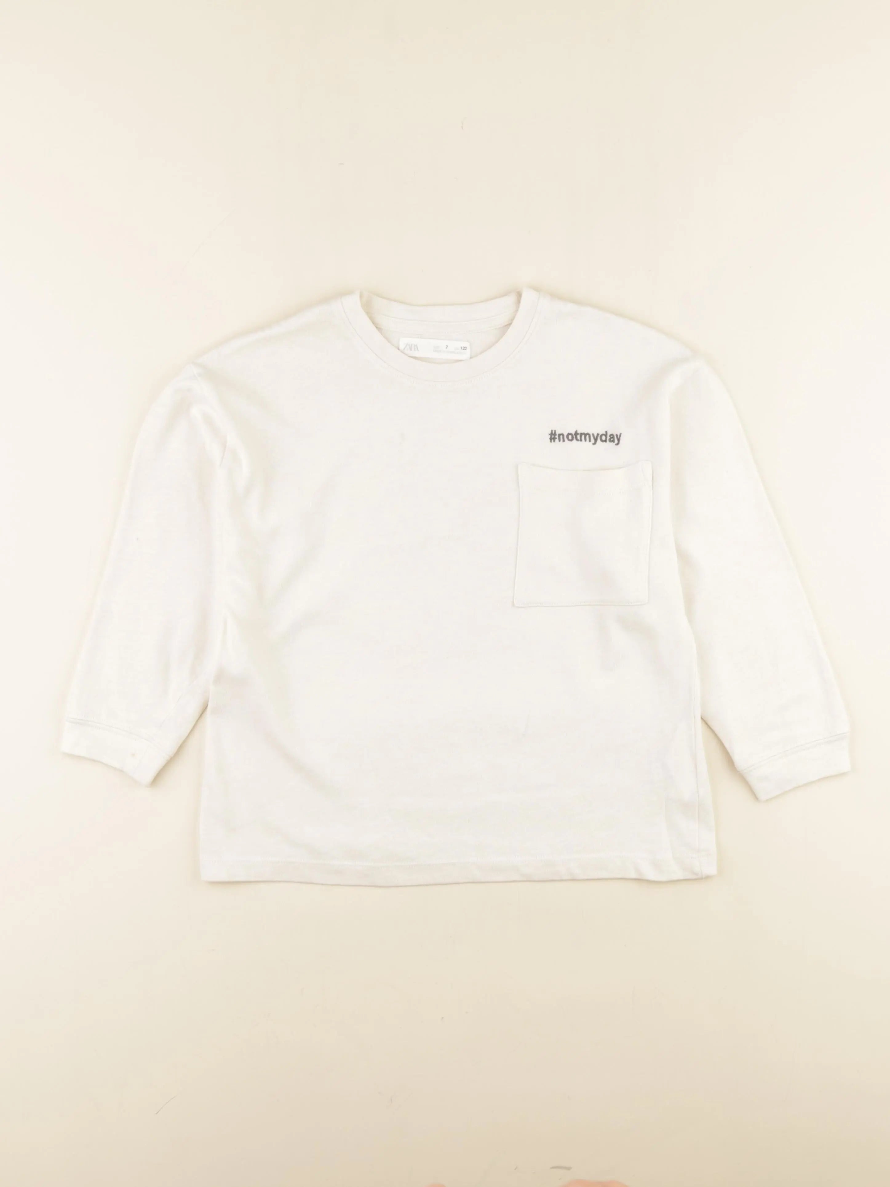 Zara - tee-shirt beige - 7 ans