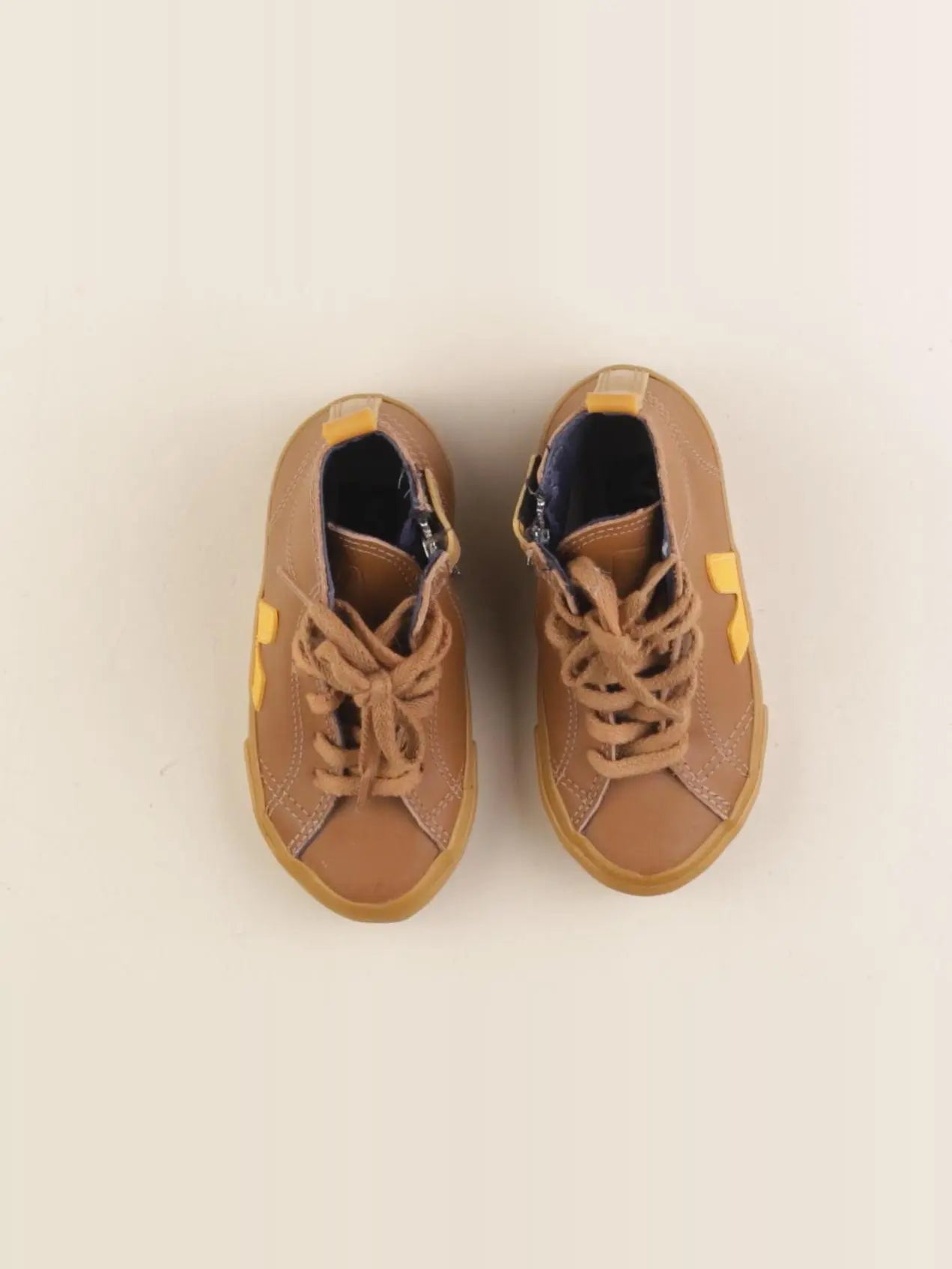 Veja - baskets marron - pointure 26