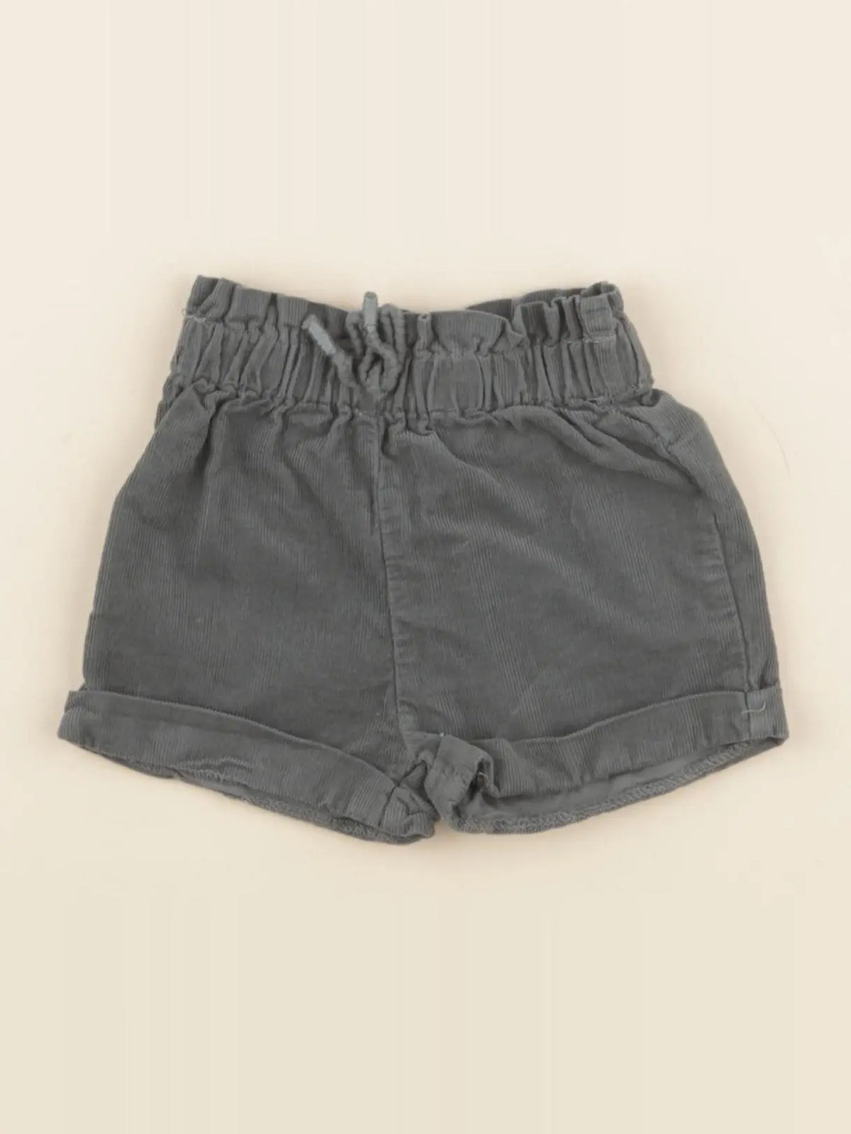 Vertbaudet - short vert - 3 mois