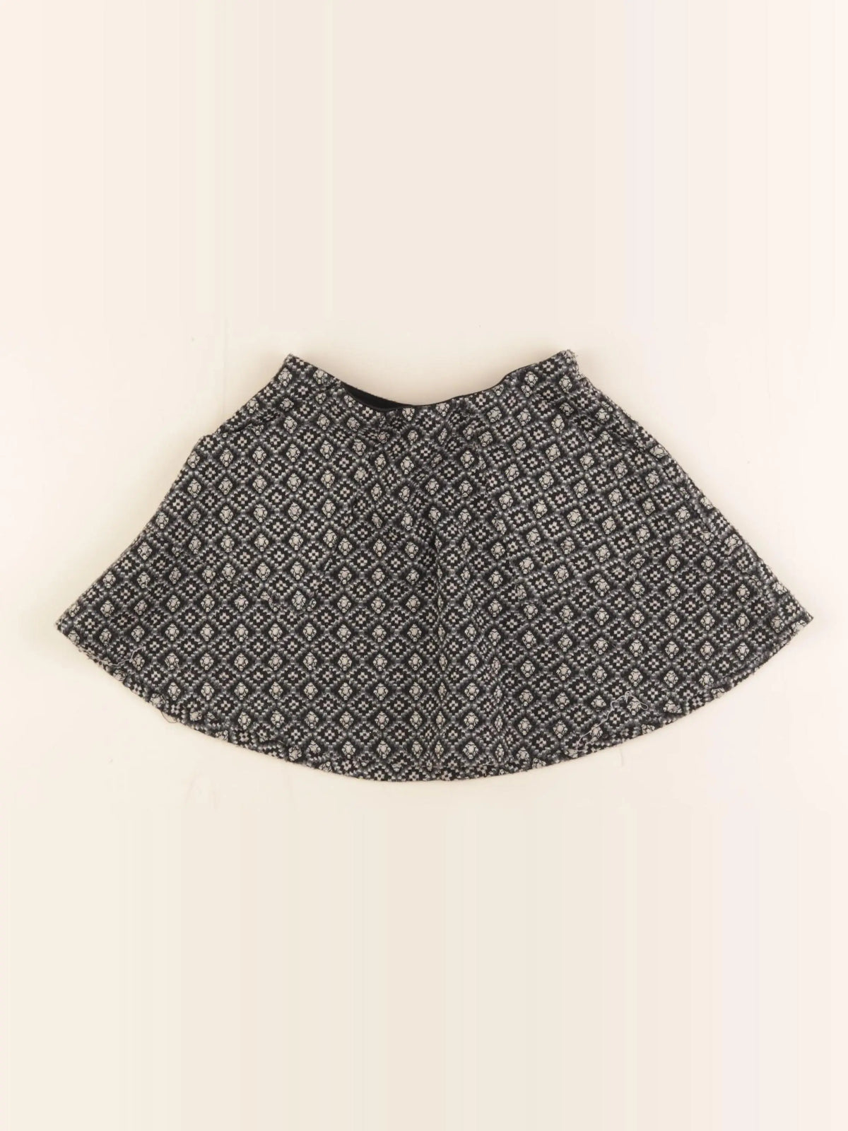 Zara - jupe noir - 4 ans