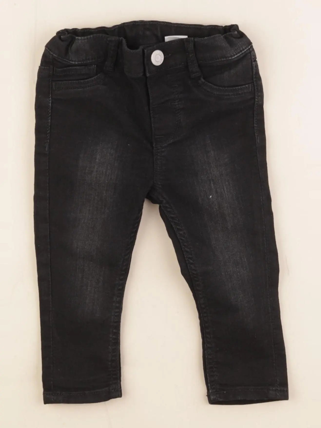H&M - jean noir - 6/9 mois