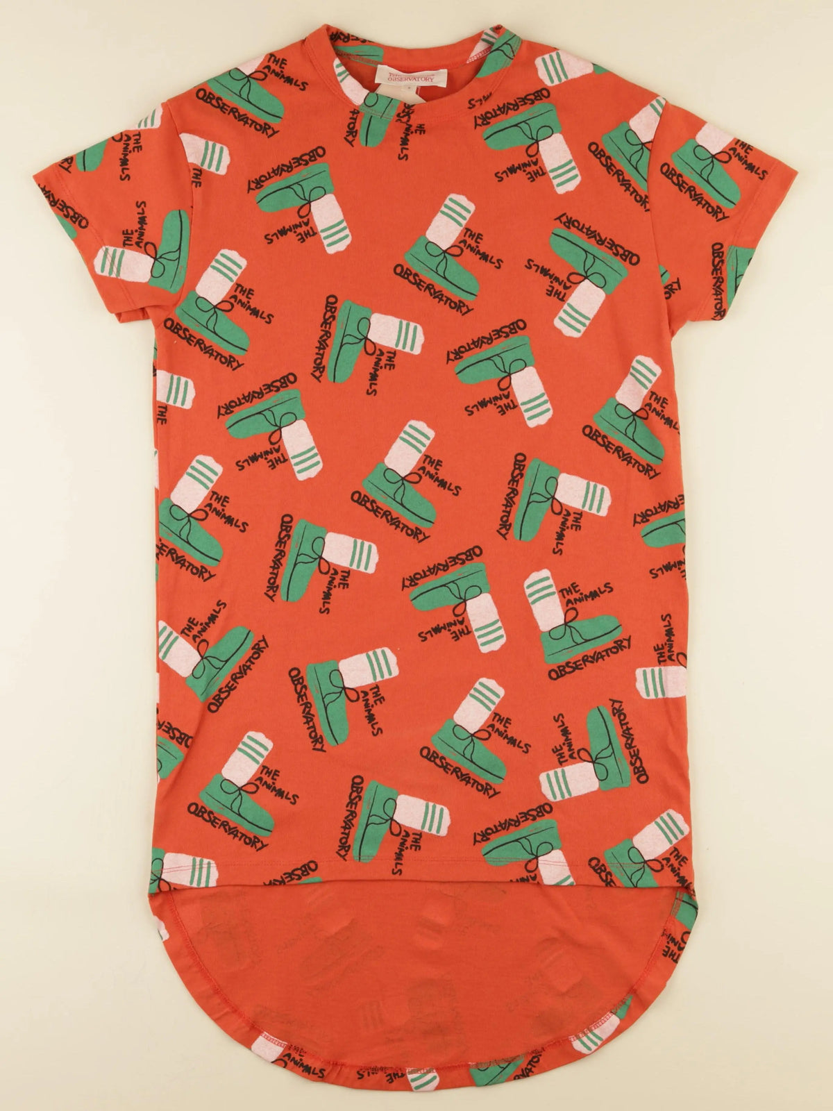 Robe imprimé au dos rouge, vert