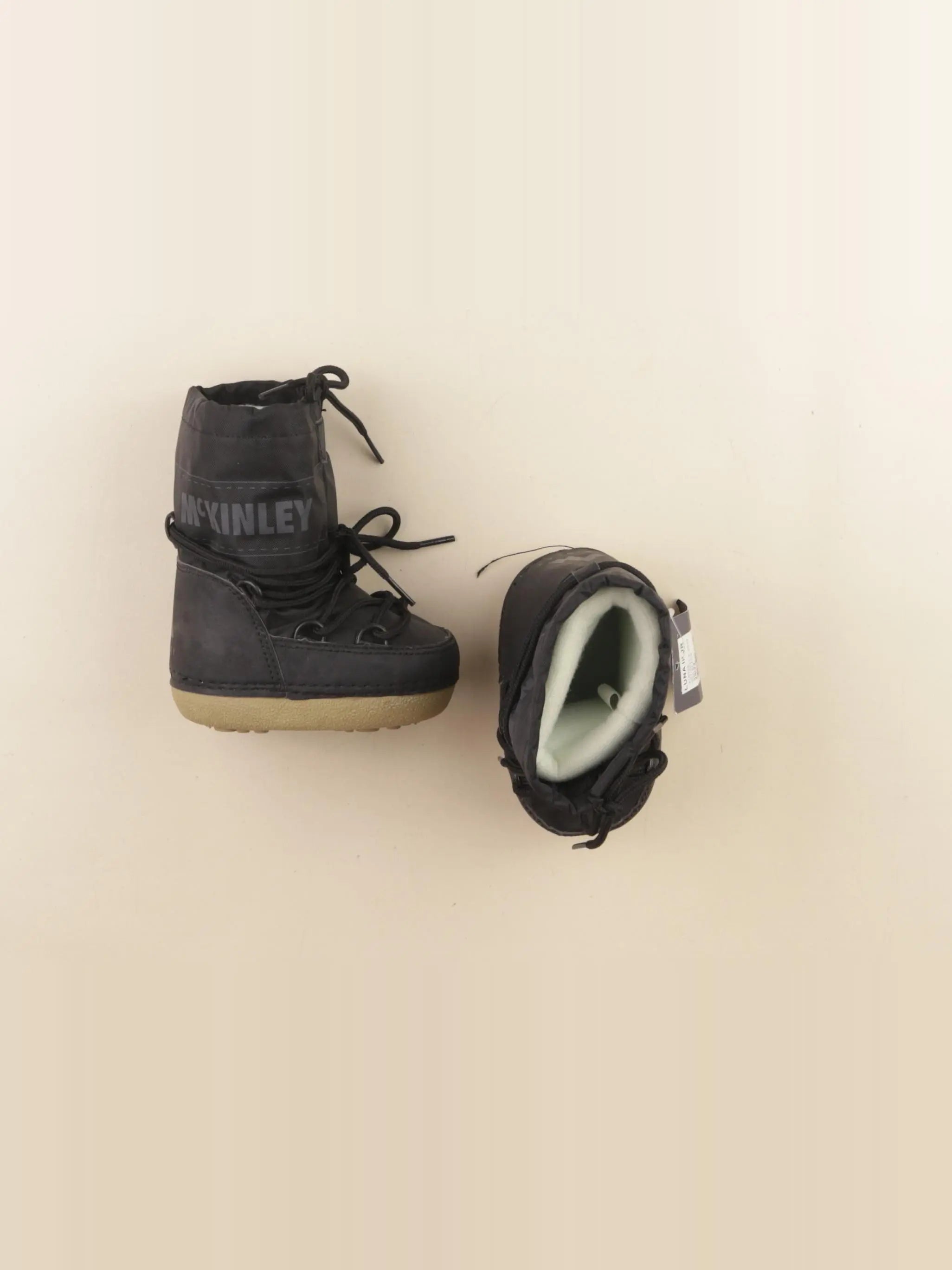 Intersport  - bottes noir - pointure 20/22